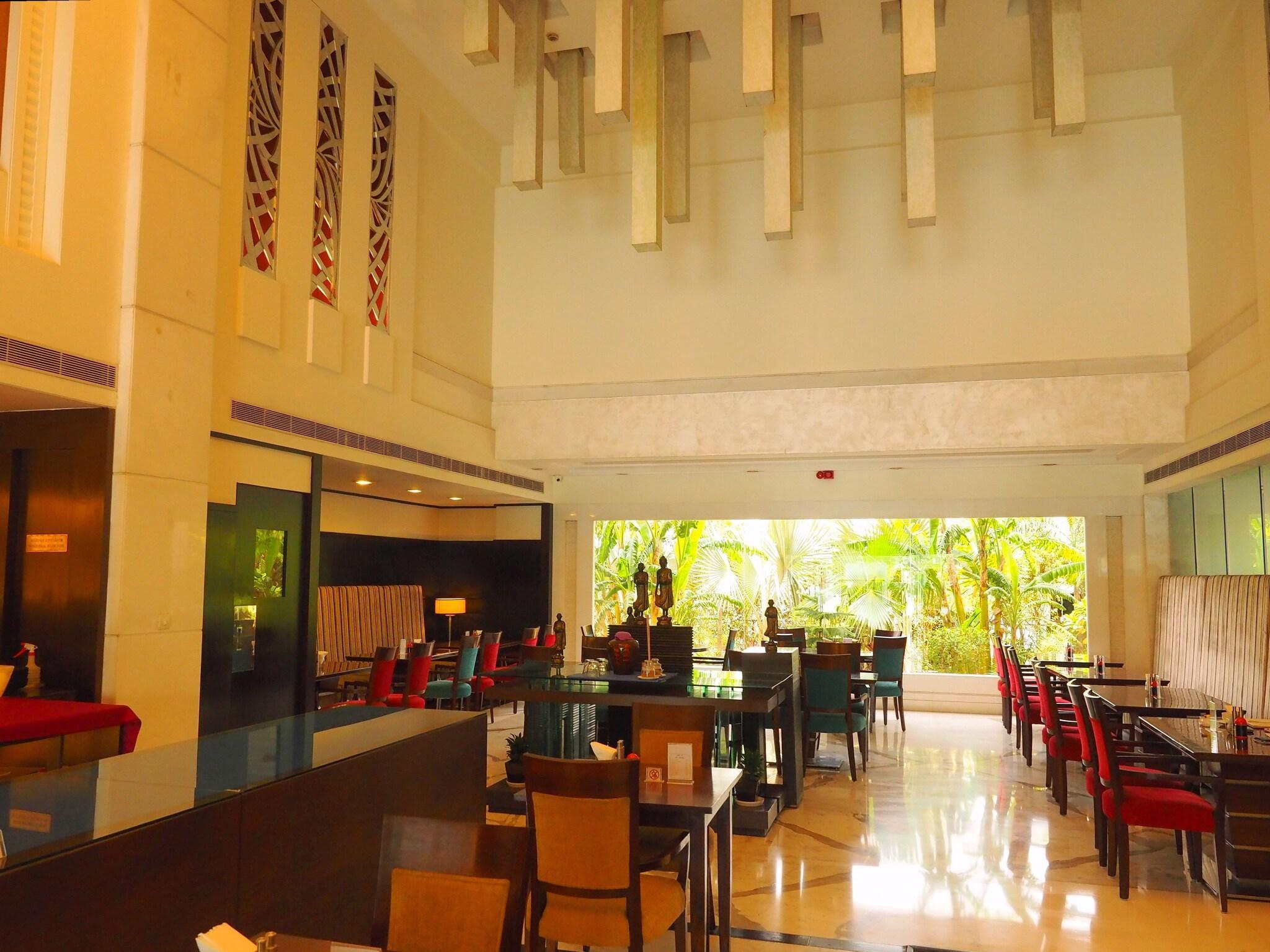 Vista Lobby Dia Park Premier