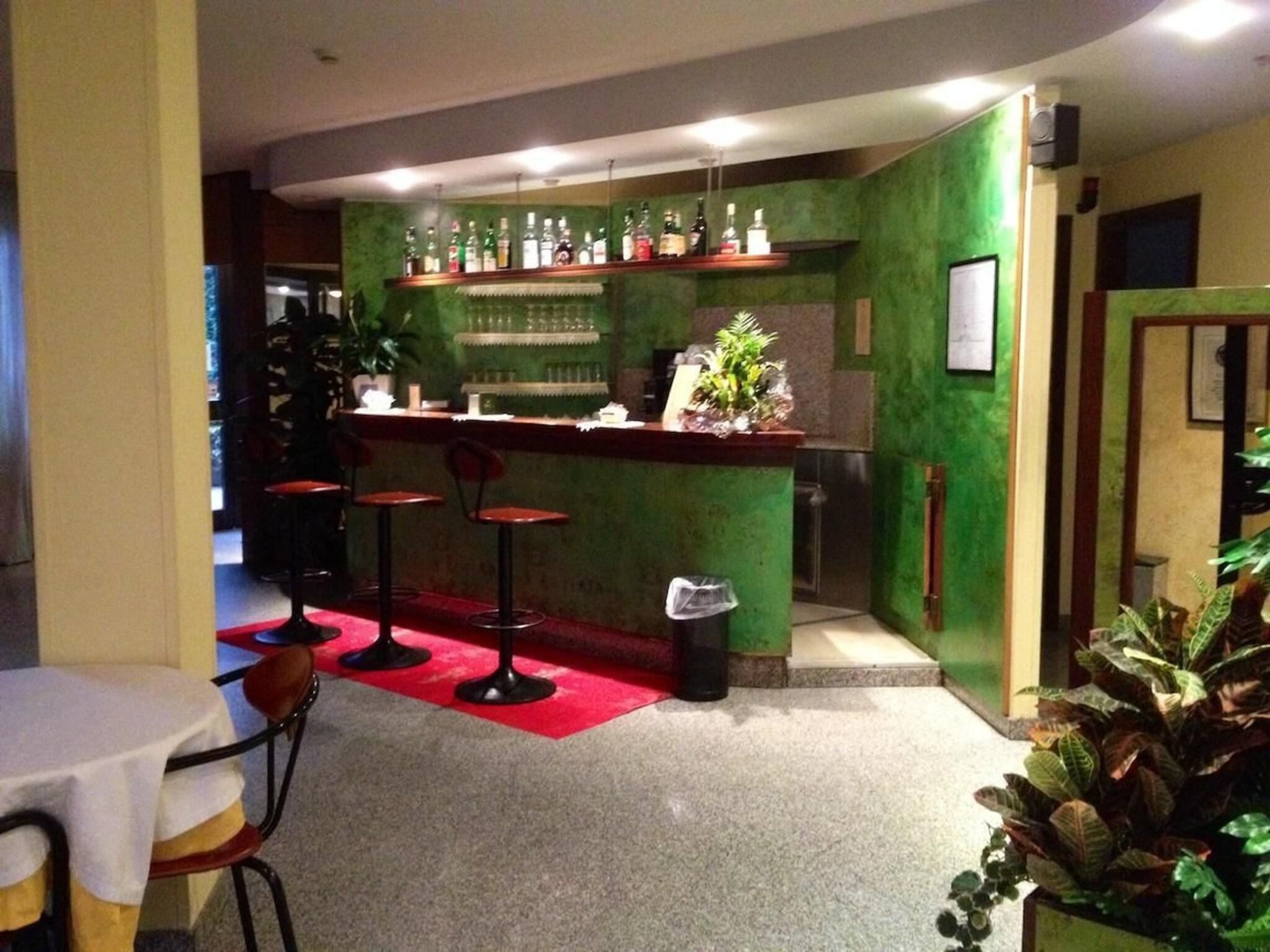 Bar/Salón Motel Europa