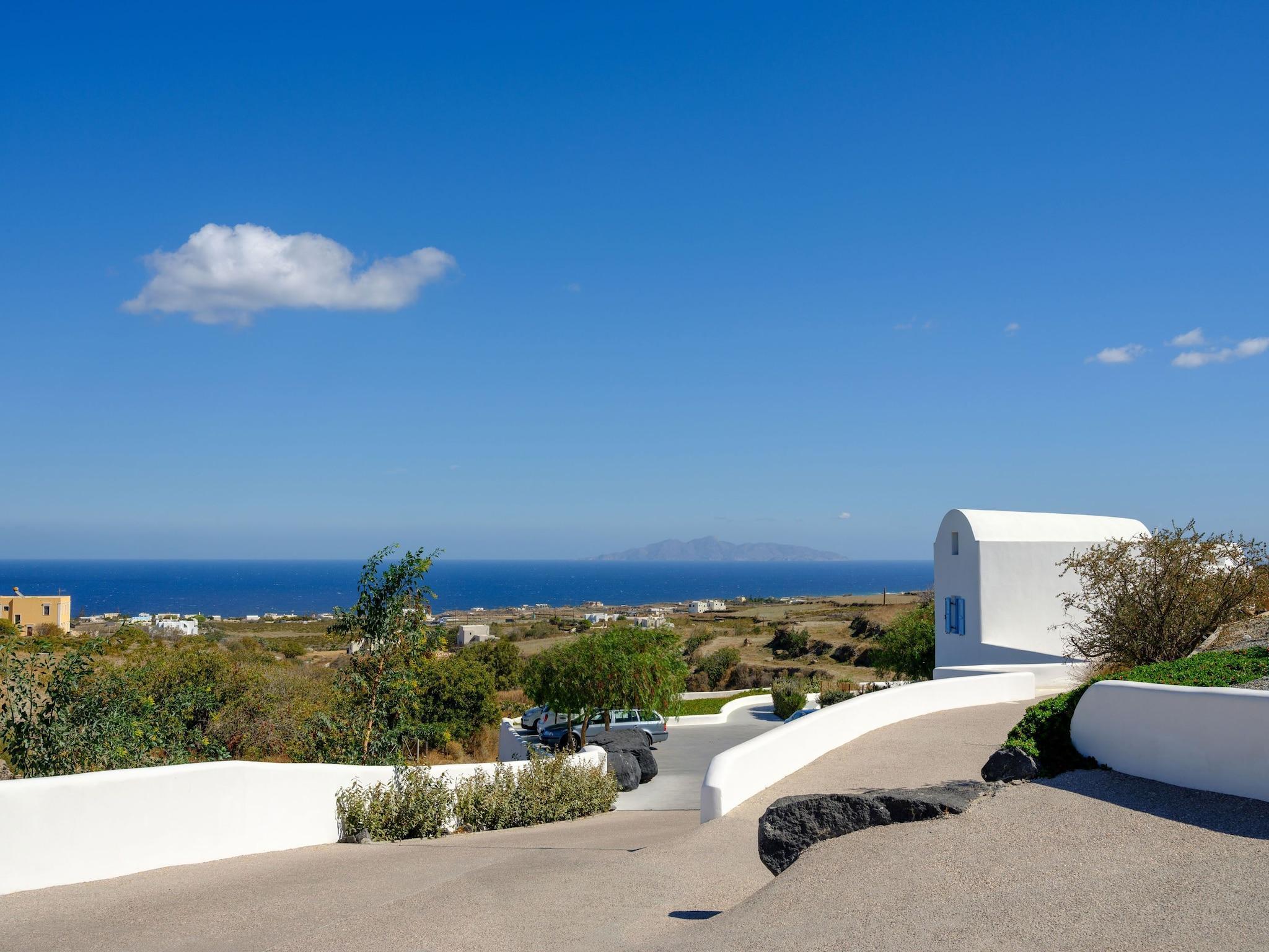 Vista Exterior Este Luxury Suites