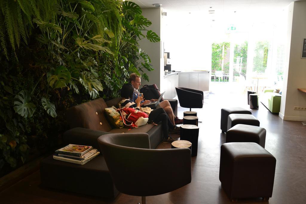 Vista Lobby Conscious Hotel Museum Square