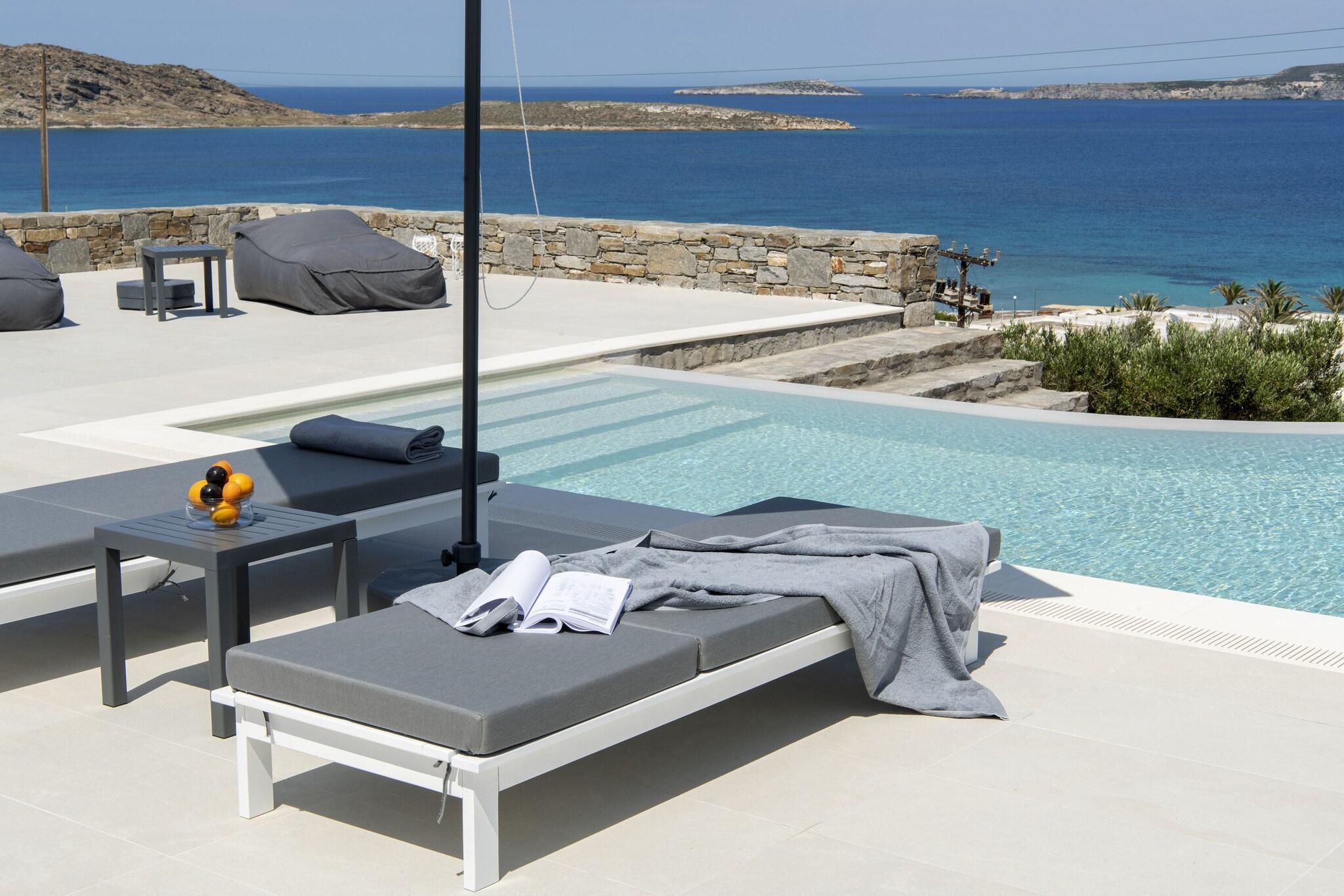 Vista Piscina Kymo Luxury Suites Paros