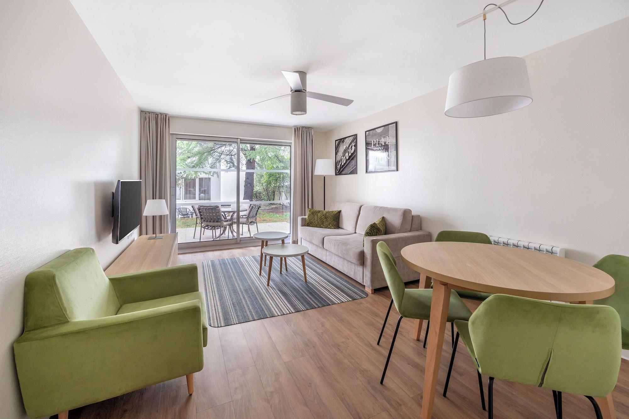 Equipamiento de Habitación Royal Regency Paris Vincennes