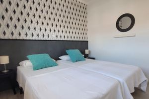 Alquiler Vacacional - 10 meters from the beach terrace overlooking the sea