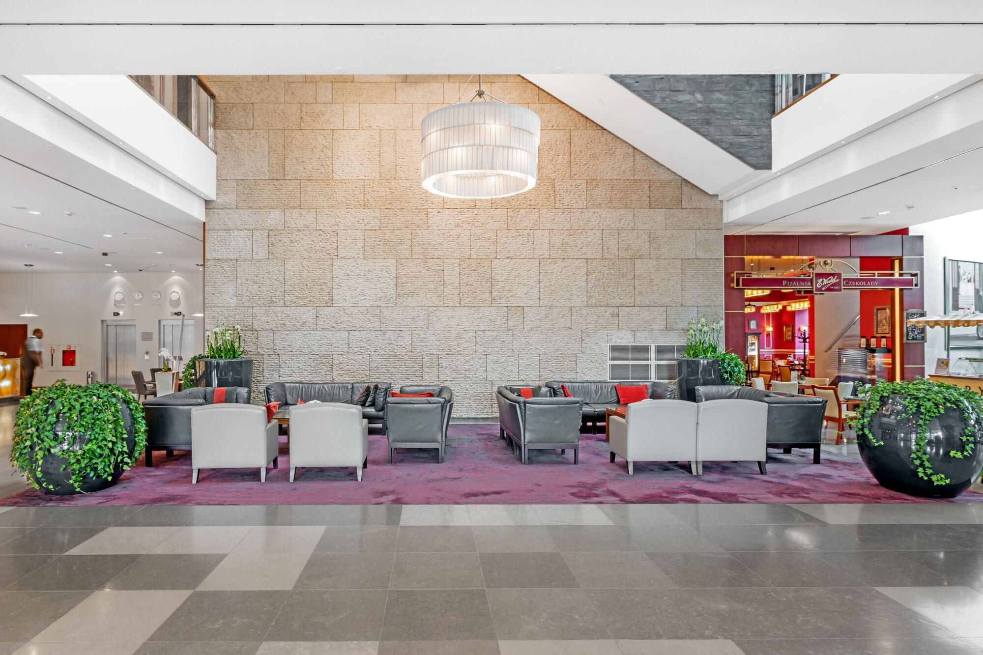 Vista Lobby InterContinental Warsaw by IHG