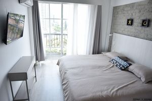 Alquiler Vacacional - Exotic getaway with this brand new apartment with city and pool view