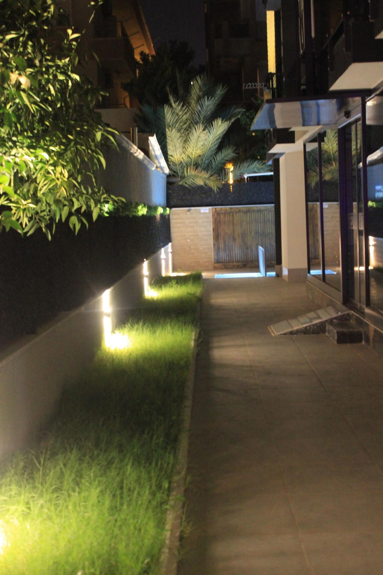 Vista Exterior Retro Star Suites