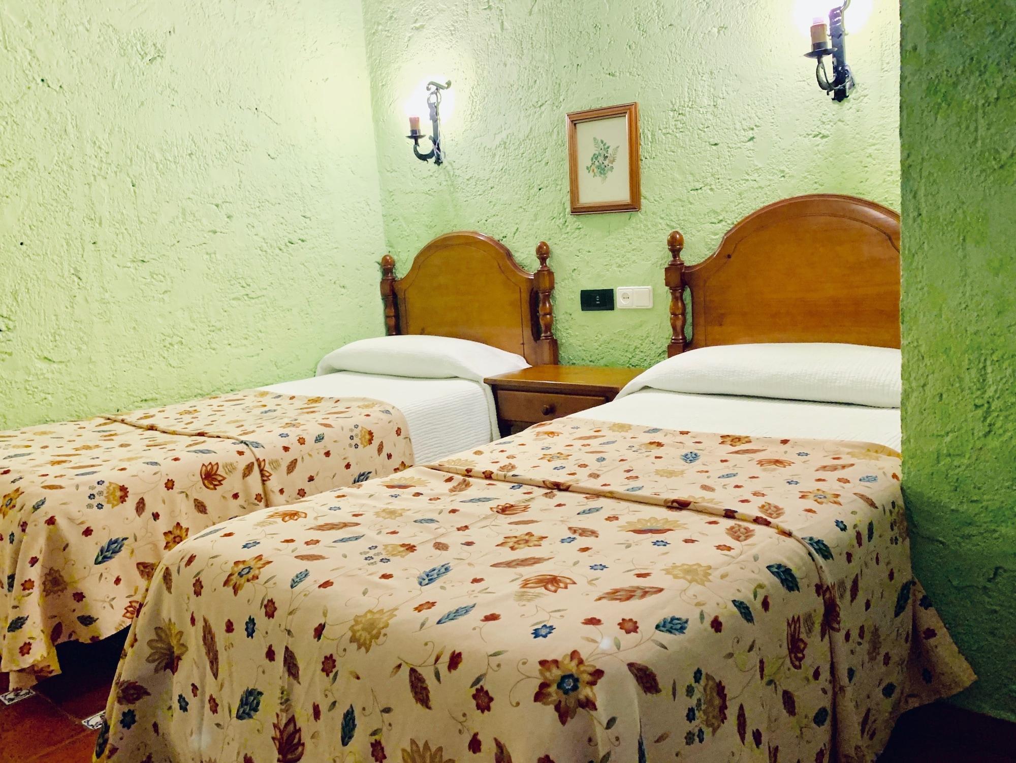 Habitación Hermanos Macías Hotel
