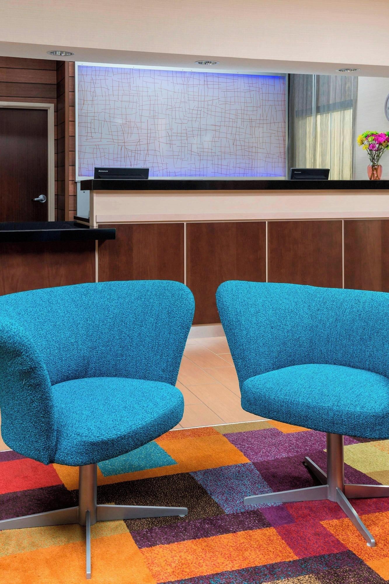Vista Lobby Fairfield Inn & Suites Galesburg