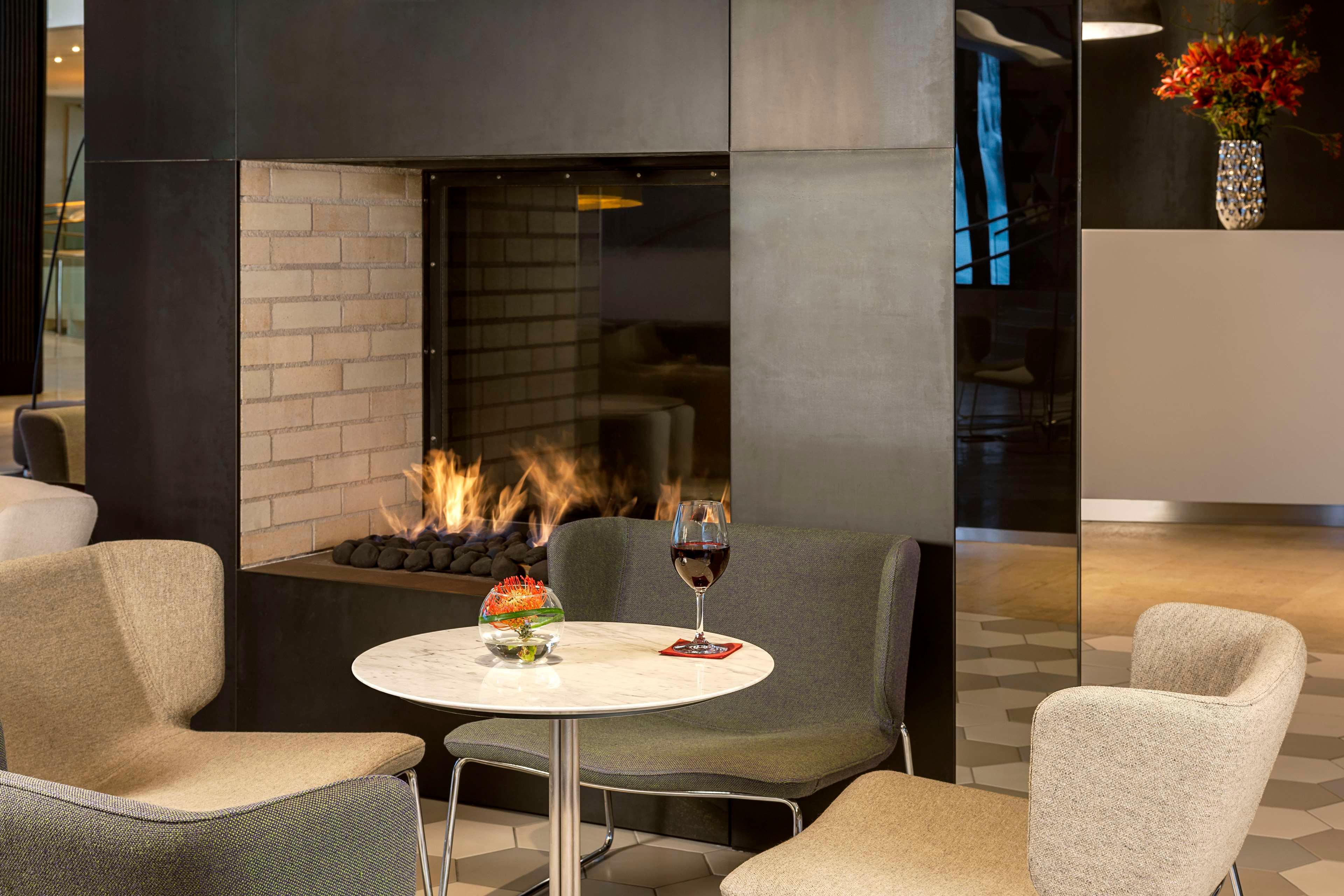 Vista Lobby NH Collection Berlin Mitte Friedrichstrasse