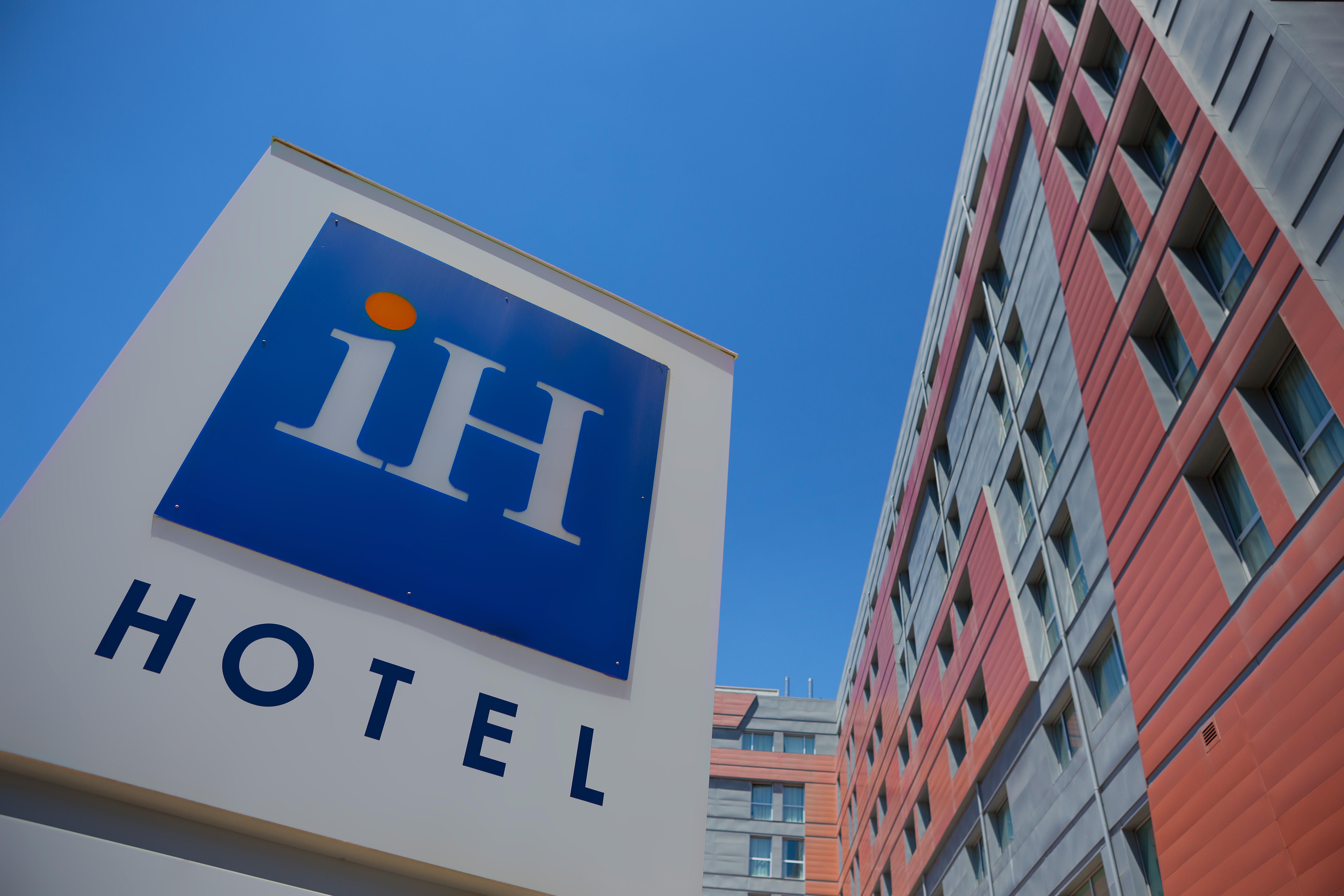 Vista Exterior iH Hotels Roma Z3