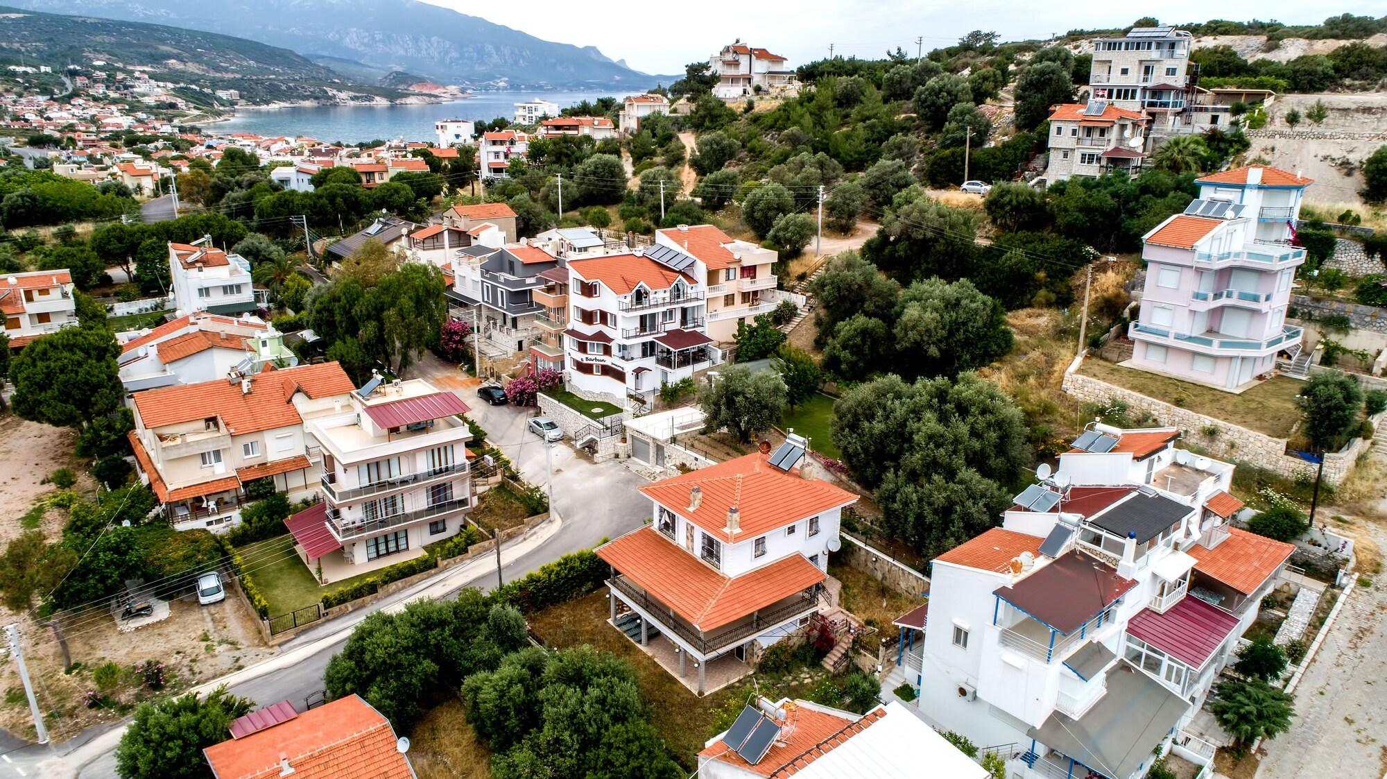 Vista Exterior Barbun Pansiyon