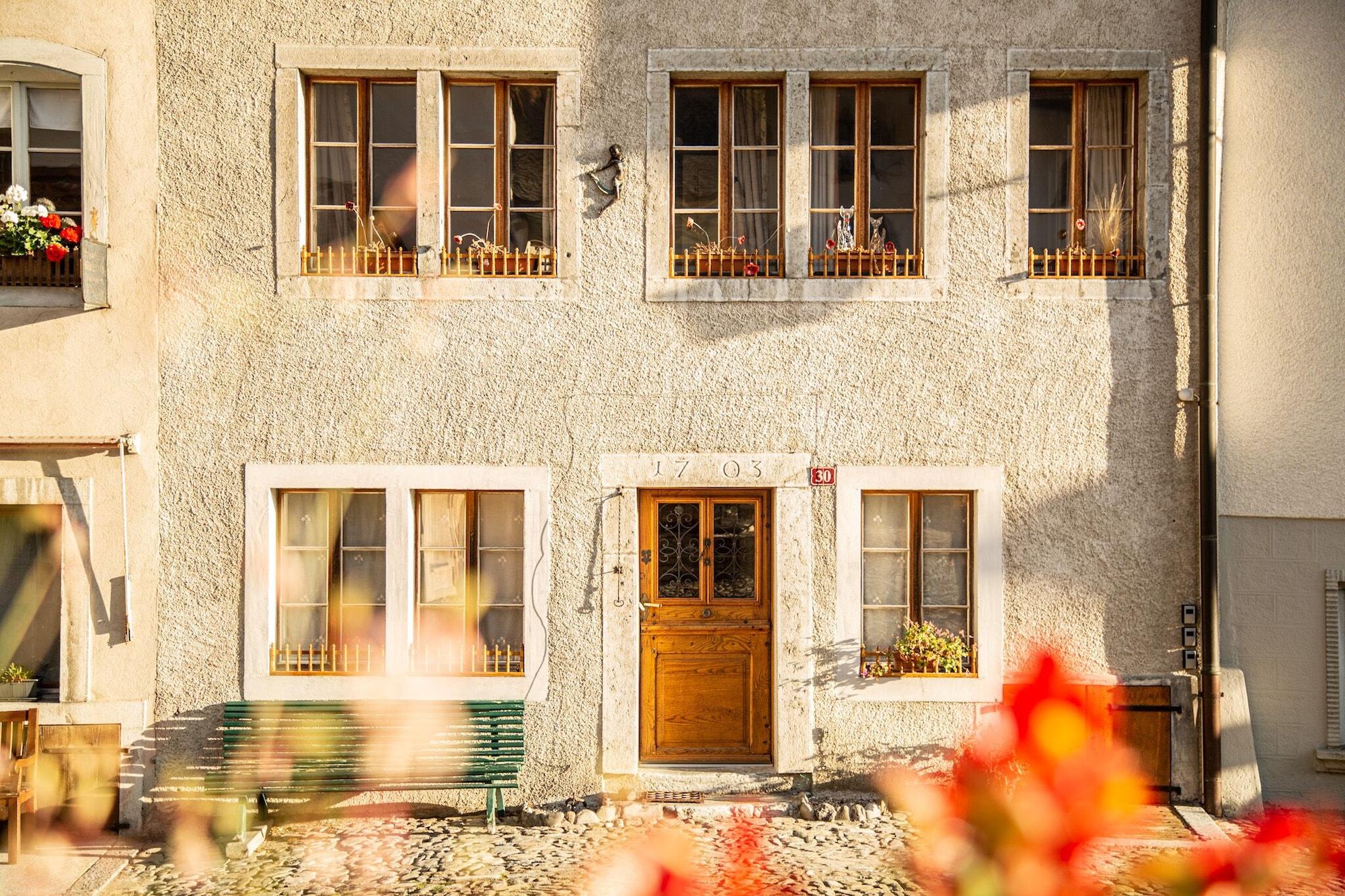 Vista Exterior Au Soleil de Gruyères Chez Chantal