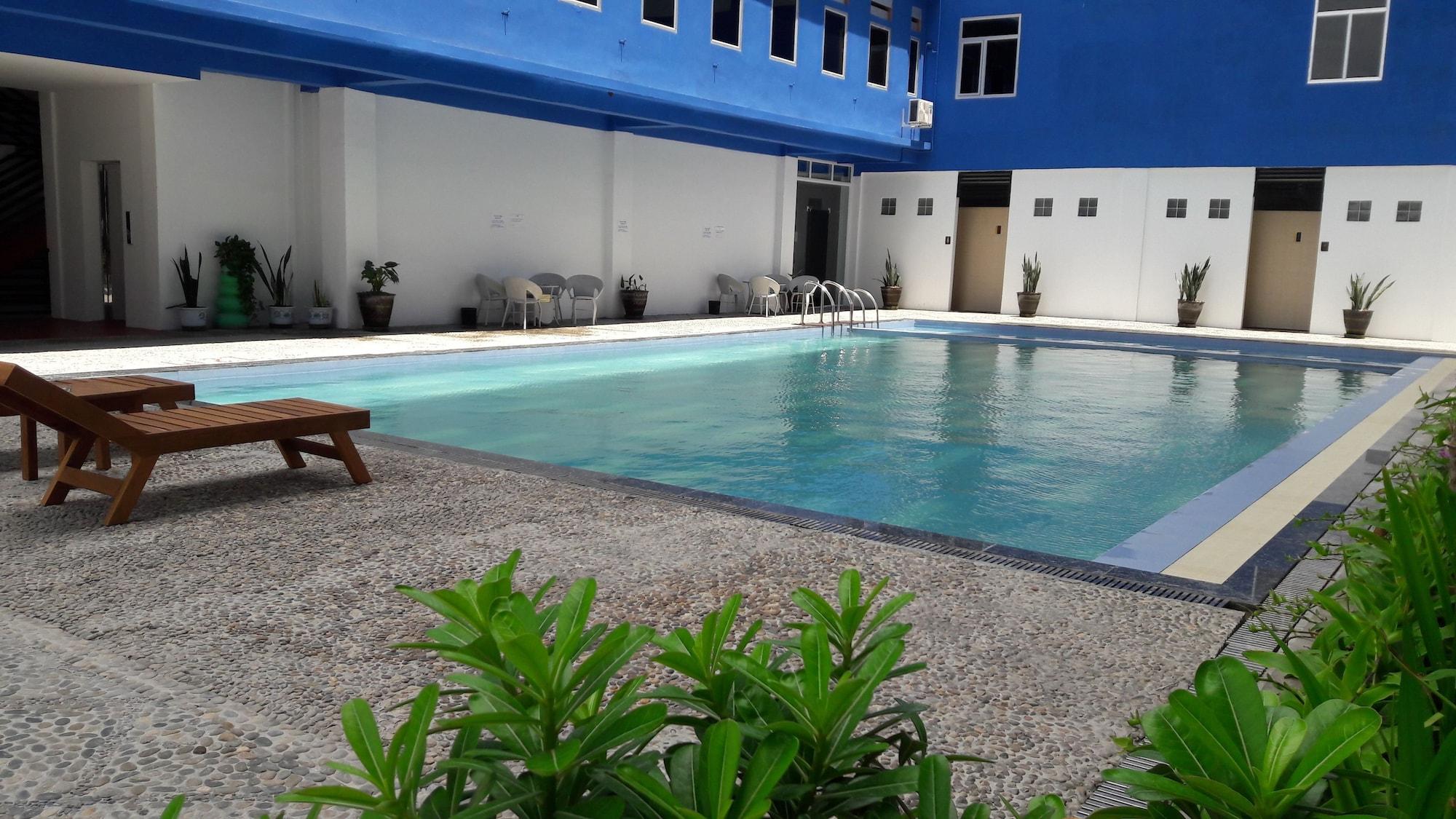 Vista Piscina Shwe Phyu Hotel