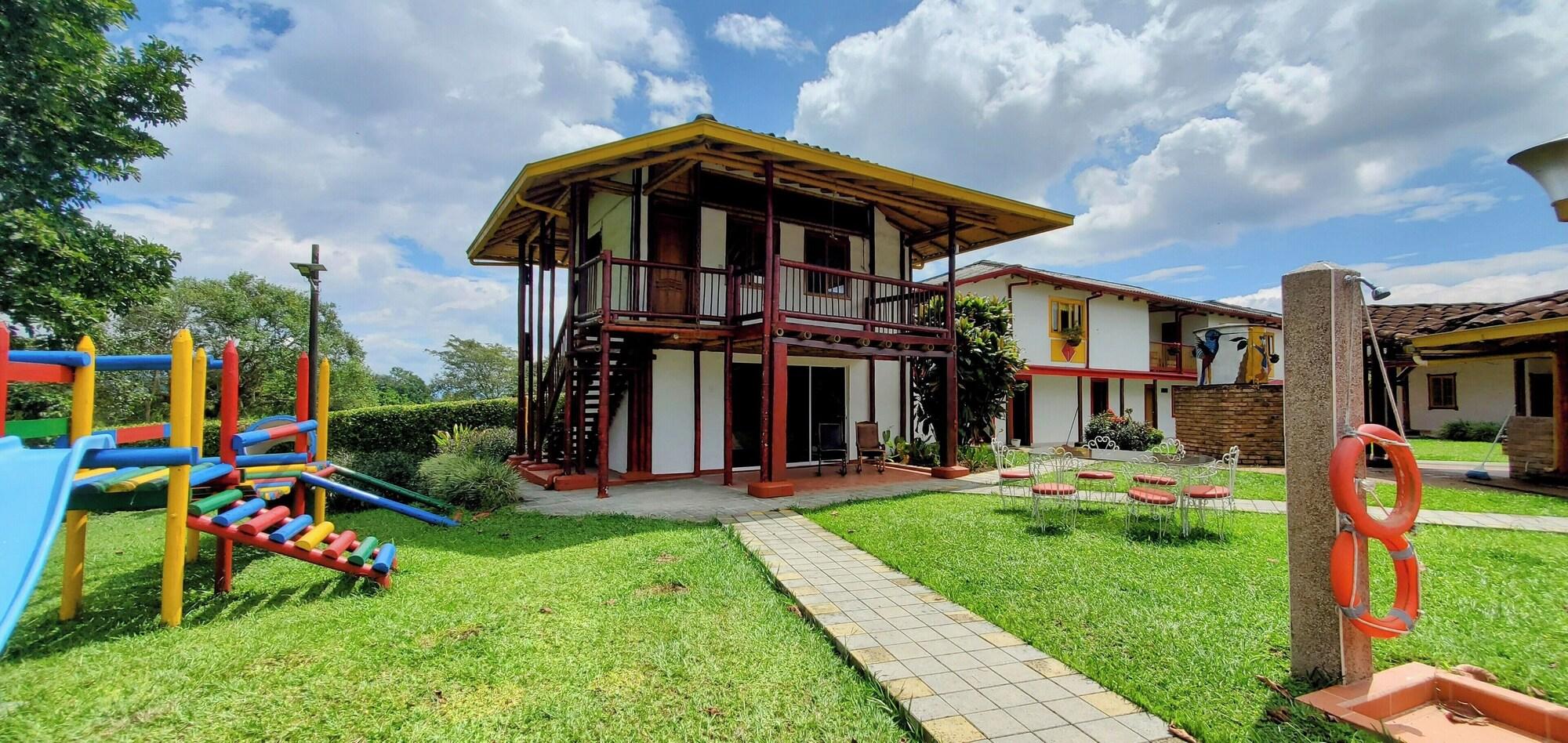 Vista Exterior El Gran Chaparral