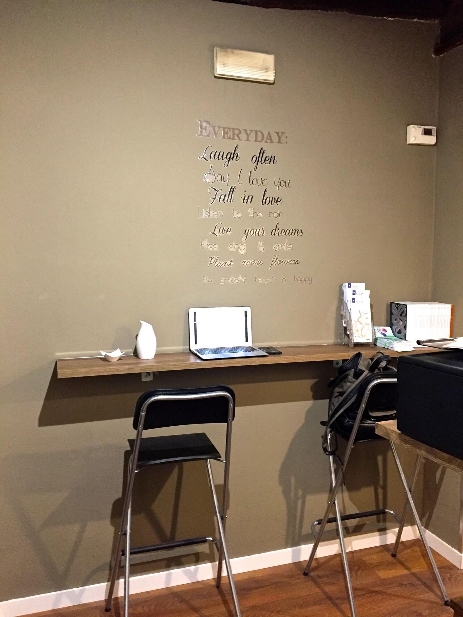 Vista Lobby Do-Do Navona Suites