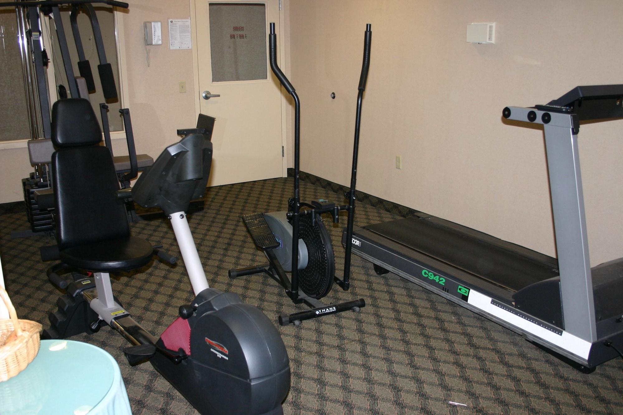 Gimnasio Maron Hotel And Suites