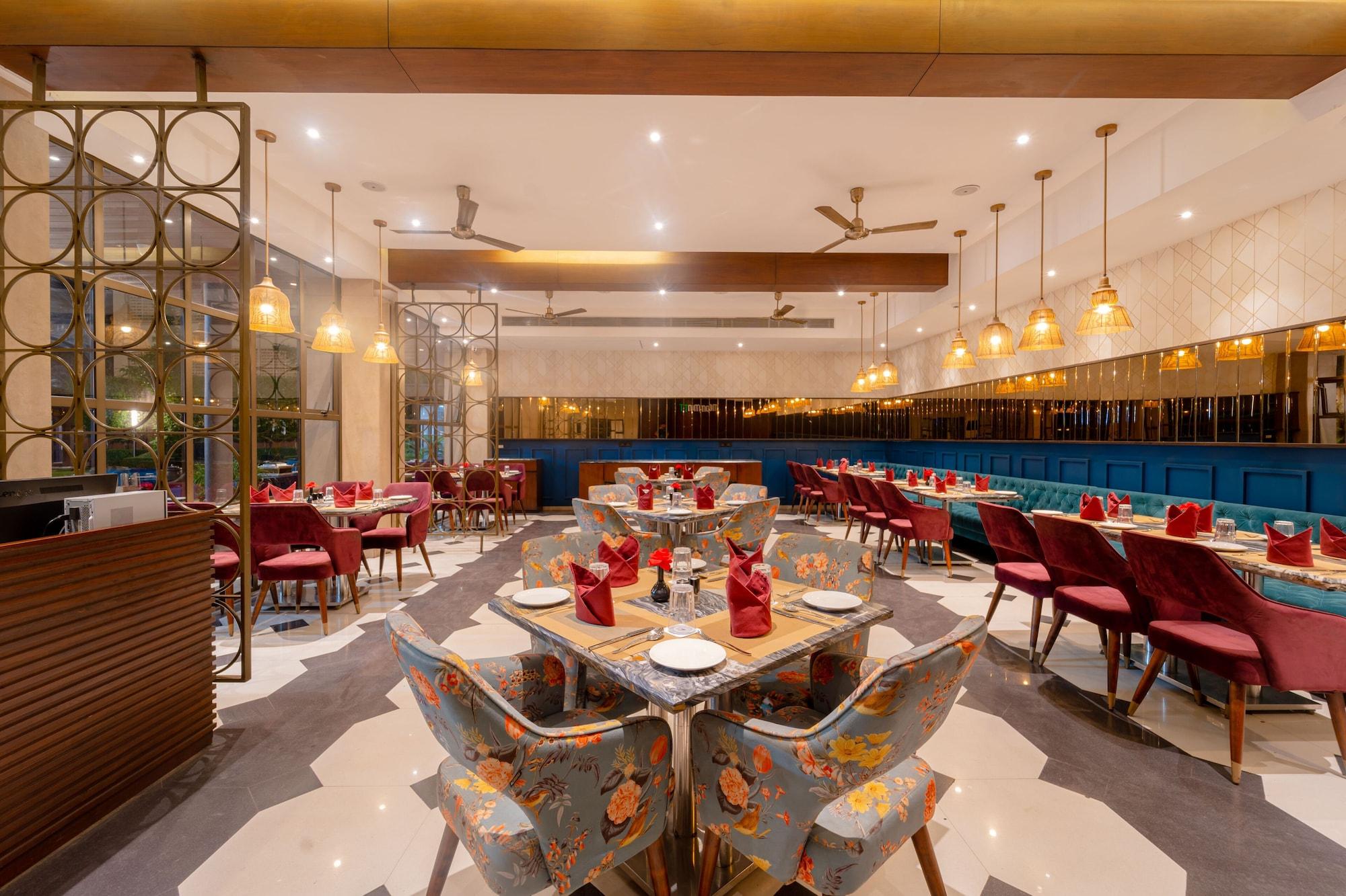 Restaurant Enrise by Sayaji Harda