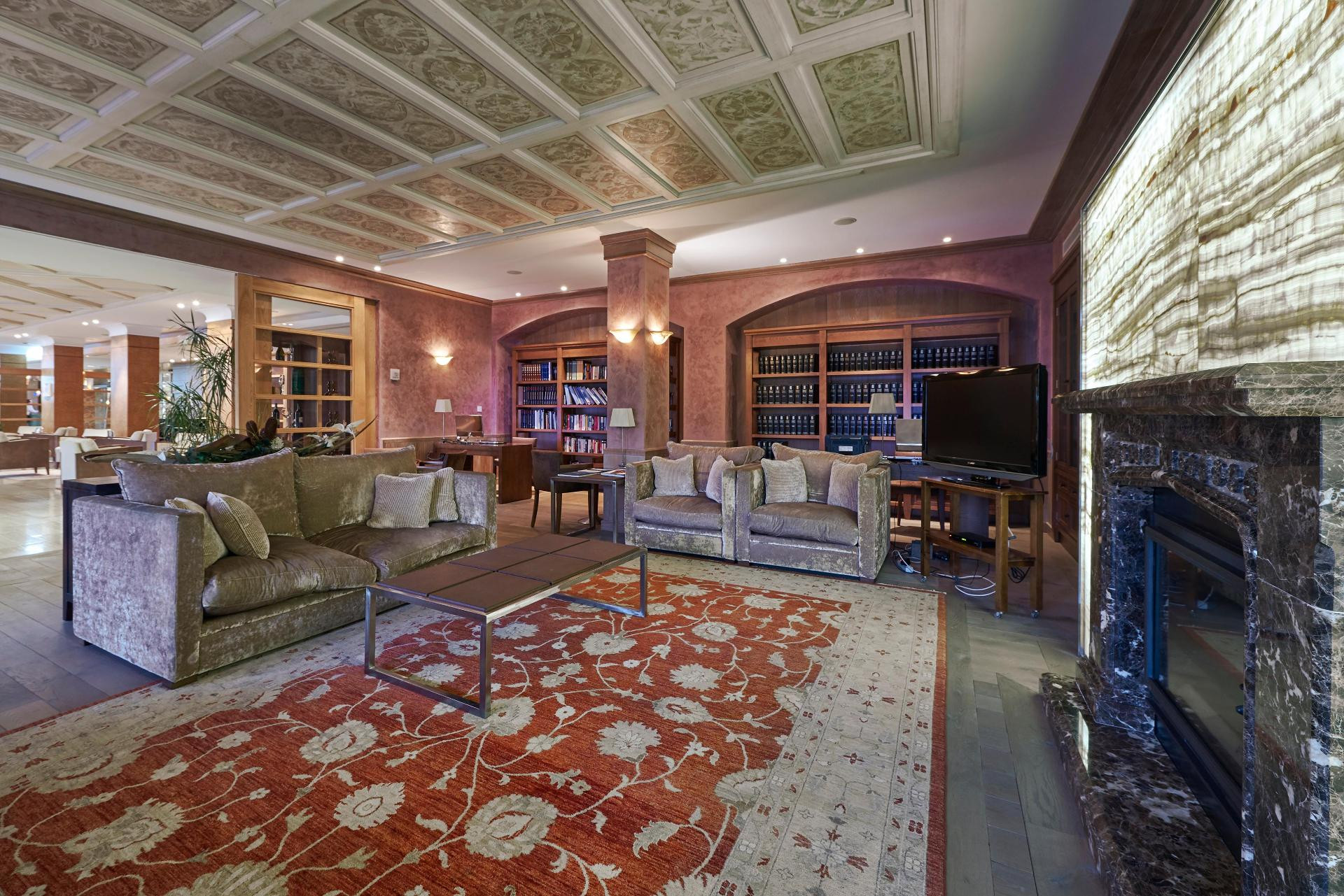 Vista Lobby Insotel Fenicia Prestige Suites & Spa