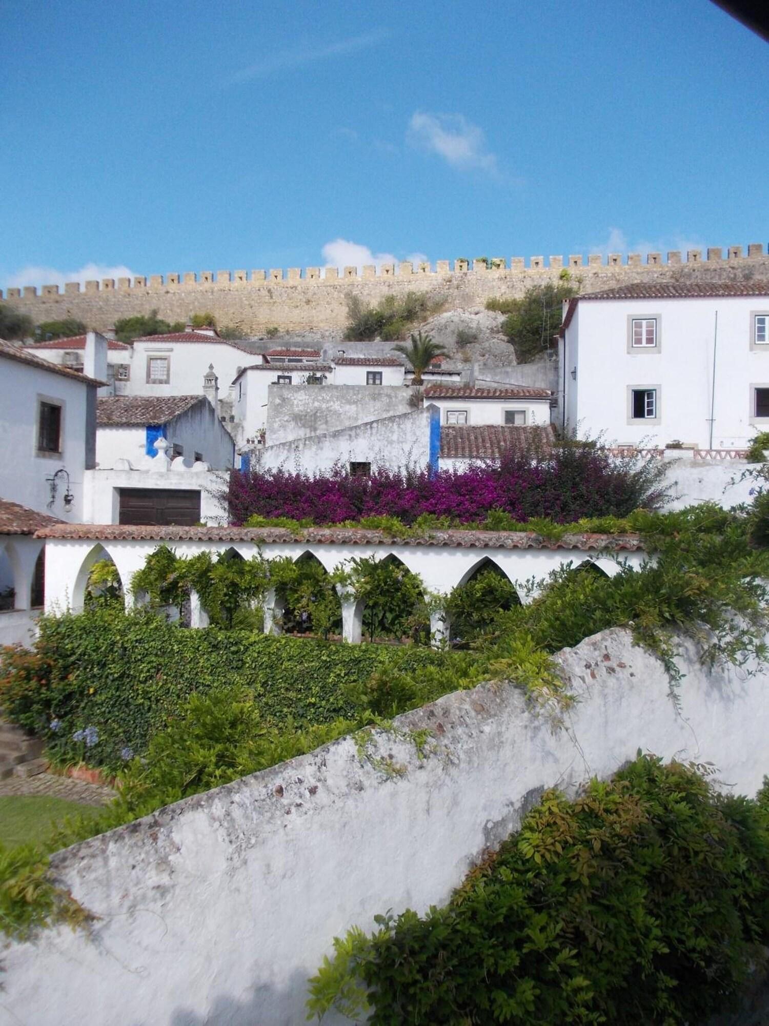 Vista Exterior Casa de S. Thiago do Castelo