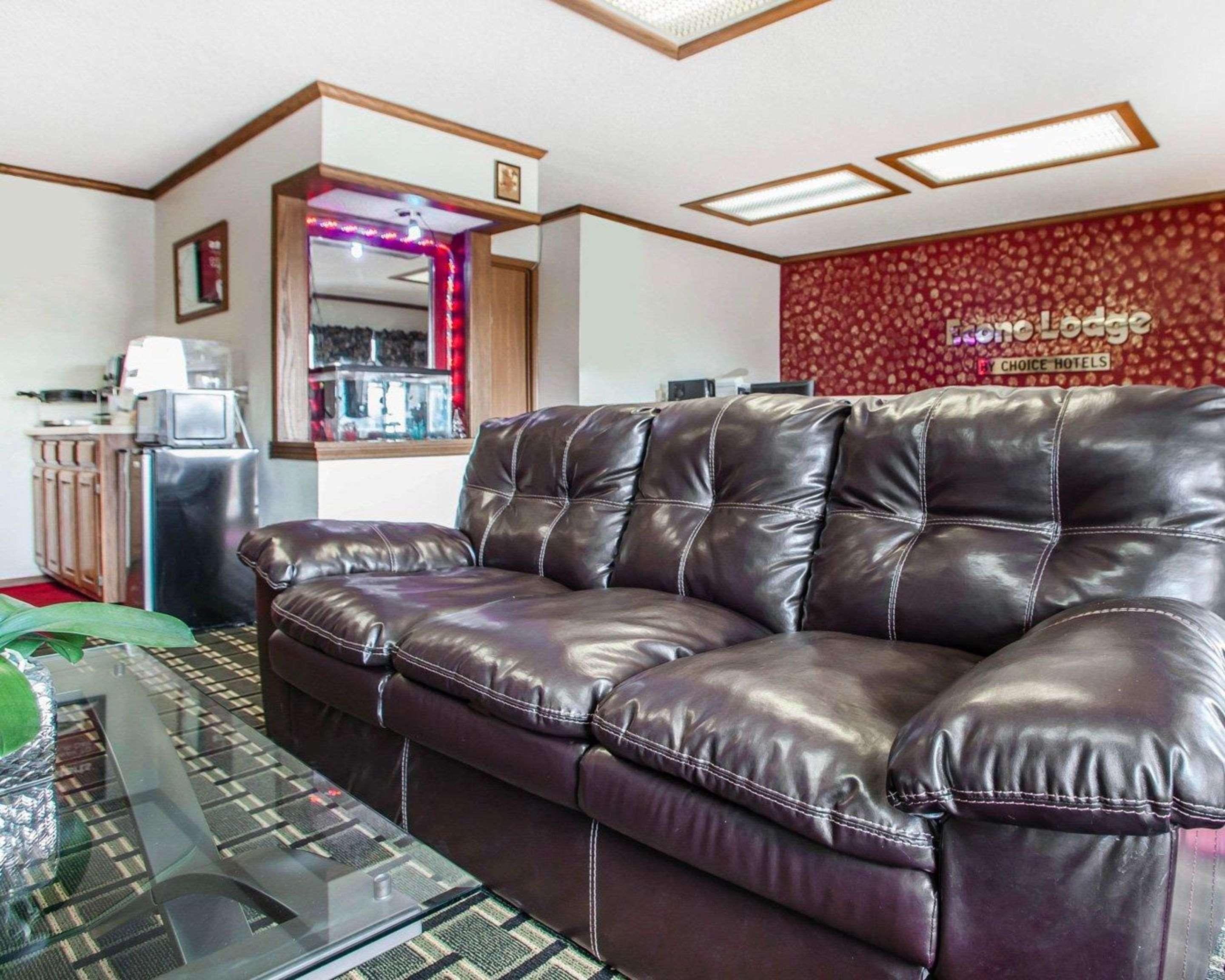 Vista Lobby Econo Lodge Cameron