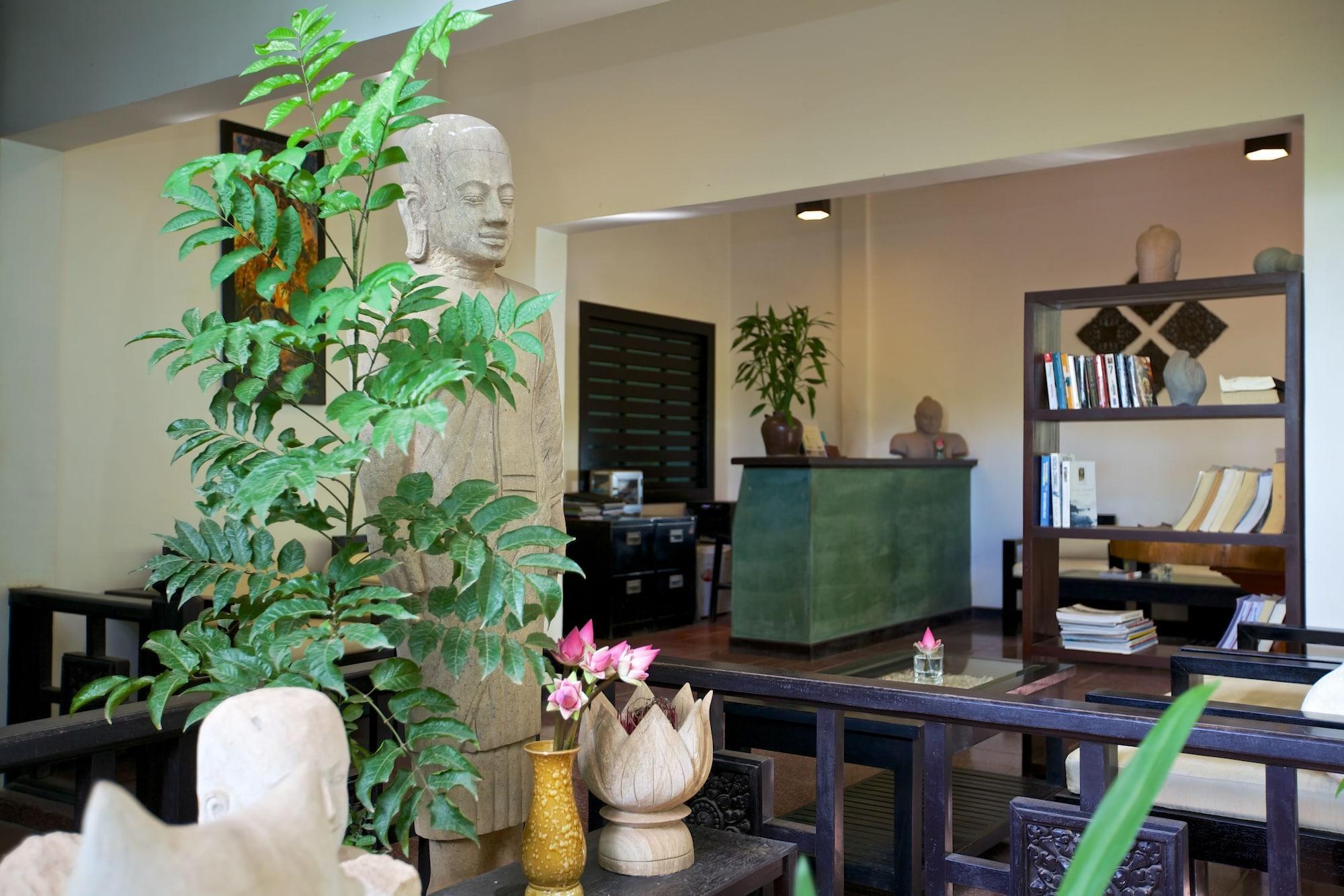 Vista Lobby The Oasis Harbor