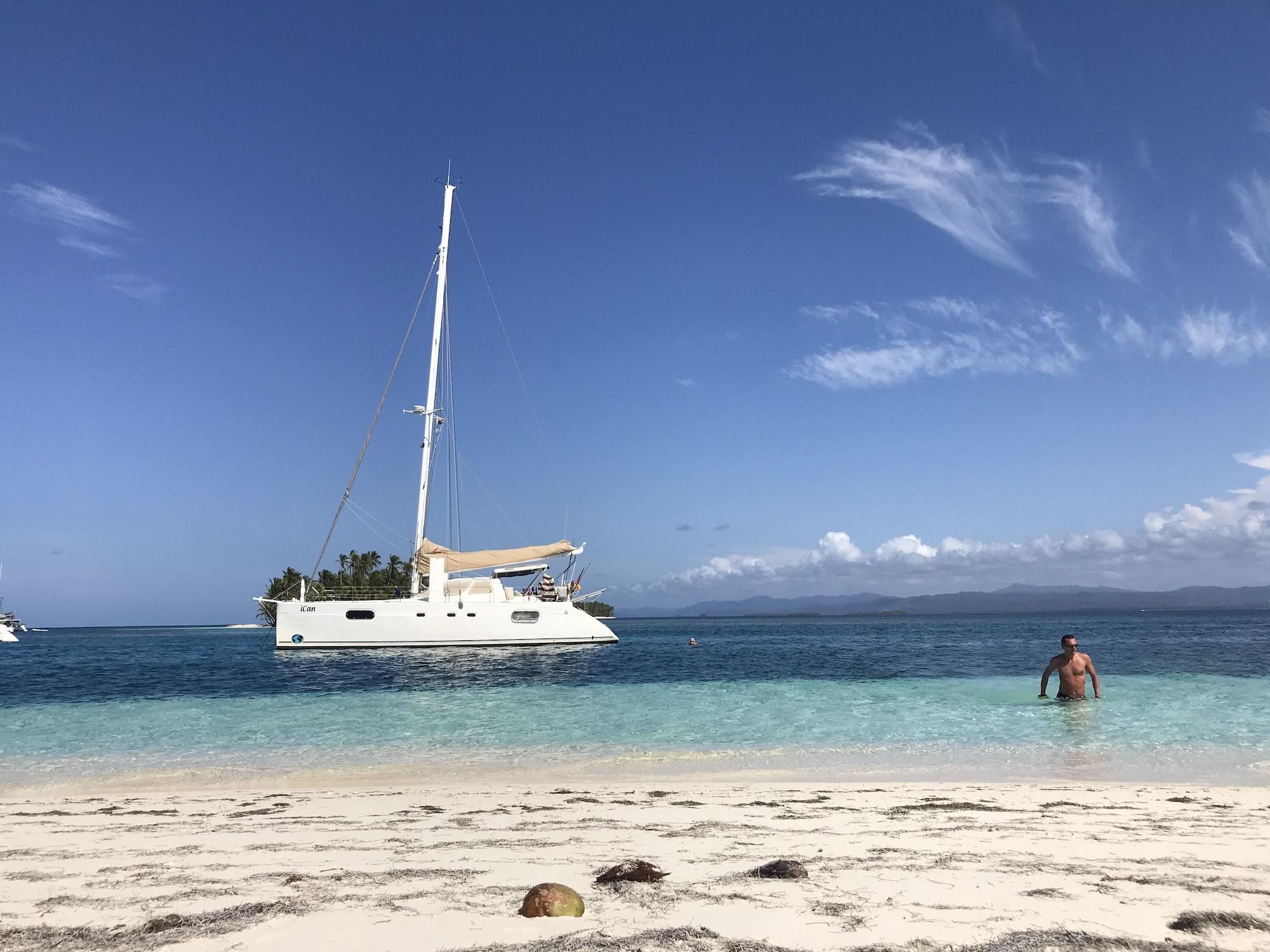 Vista Exterior iCan Sailing Experience