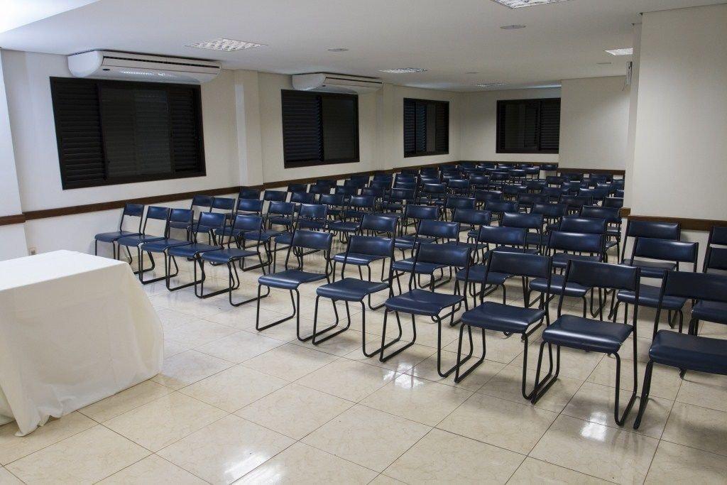 Sala de reuniões Carlton Plaza Hotel Uberlândia