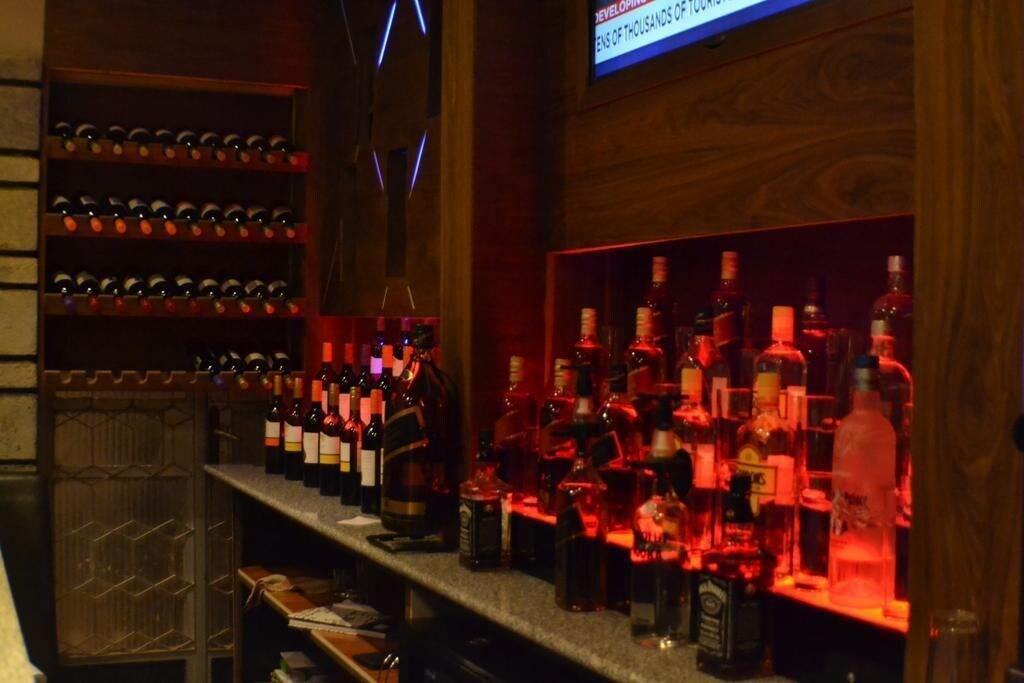 Bar/Salón Fasil International Hotel