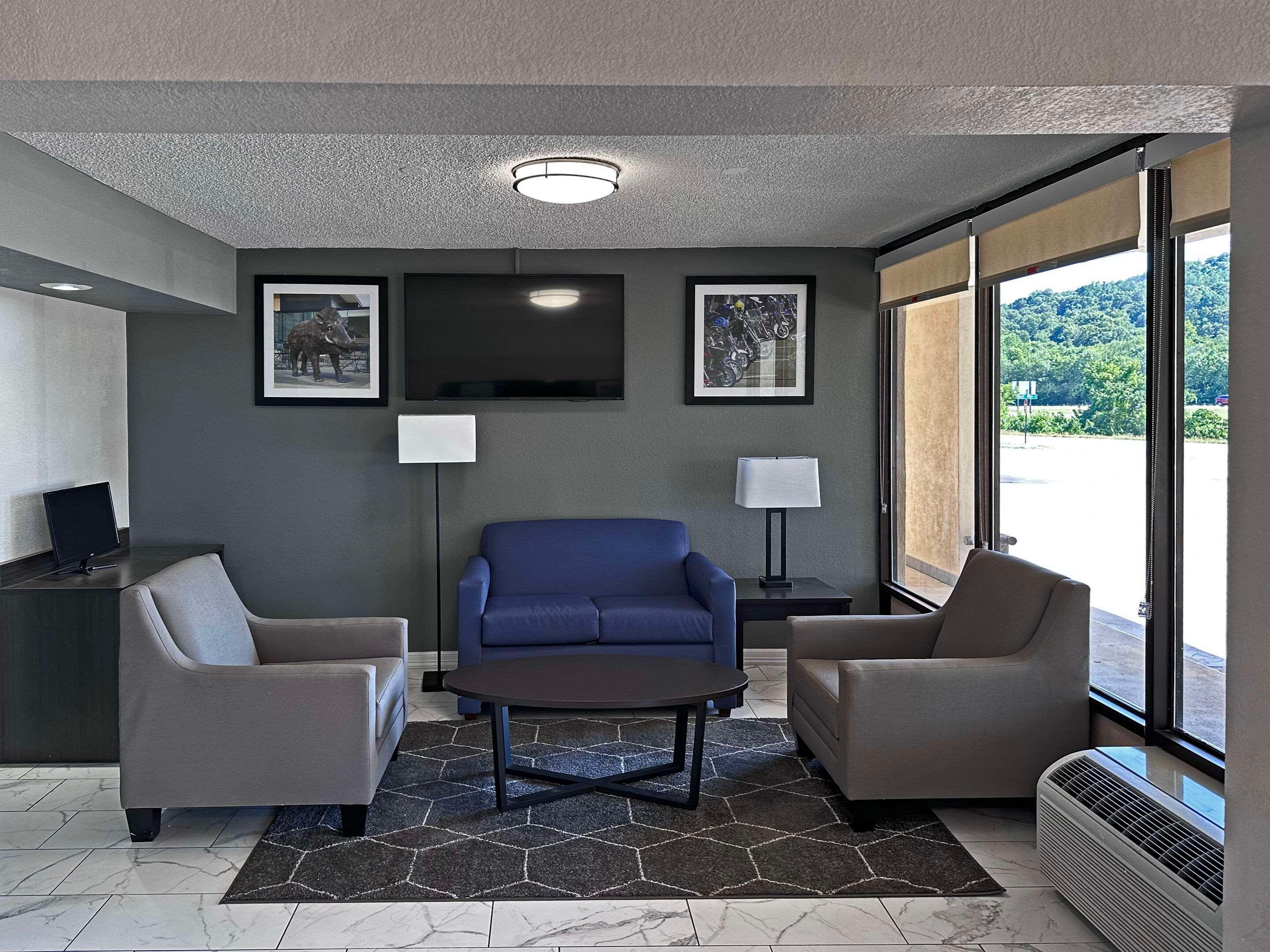 Vista Lobby Quality Inn