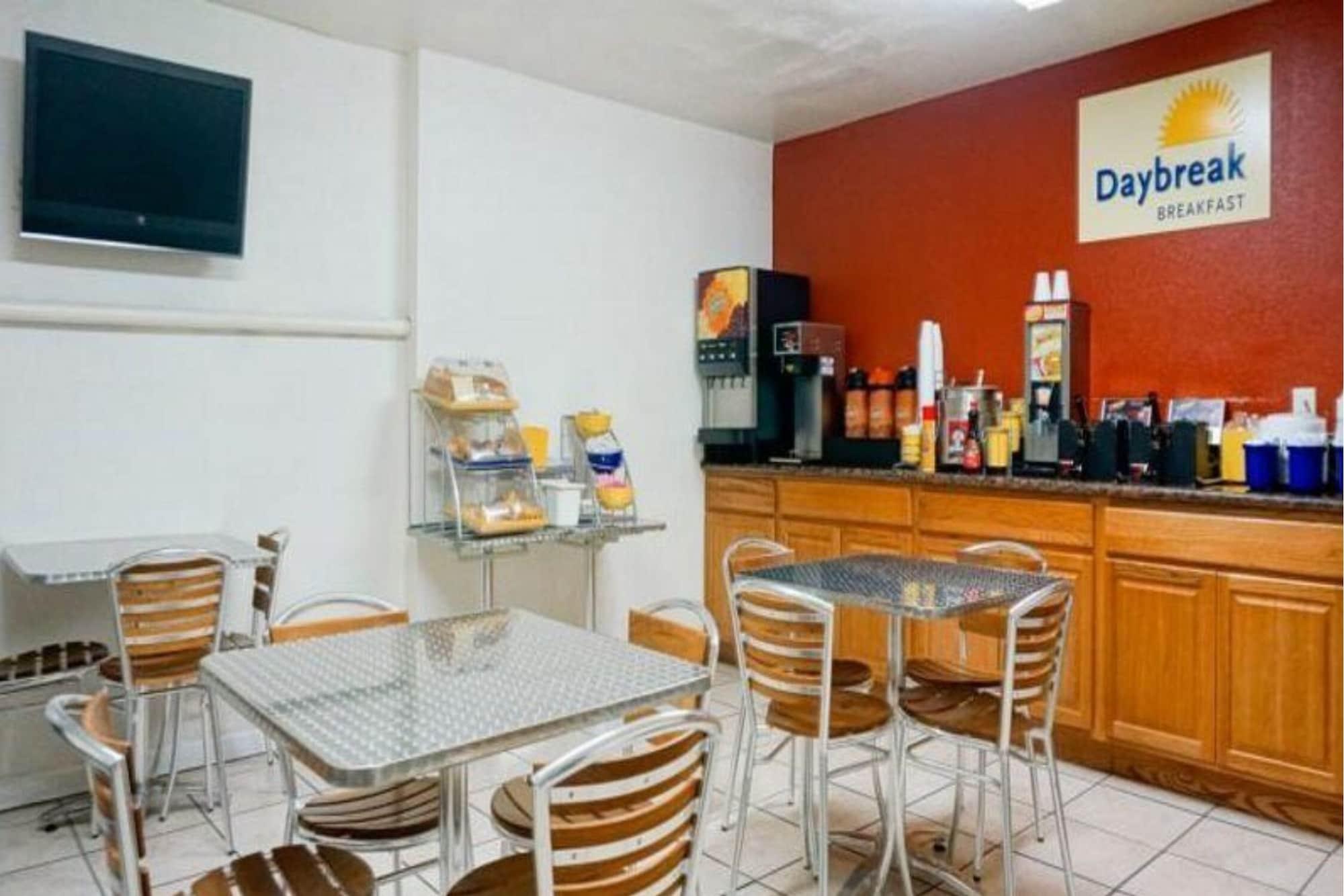 Restaurant Days Inn by Wyndham Mission Valley/SDSU