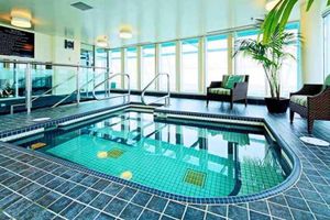 Paquete - Hampton Inn and Suites by Hilton, Downtown Vancouver