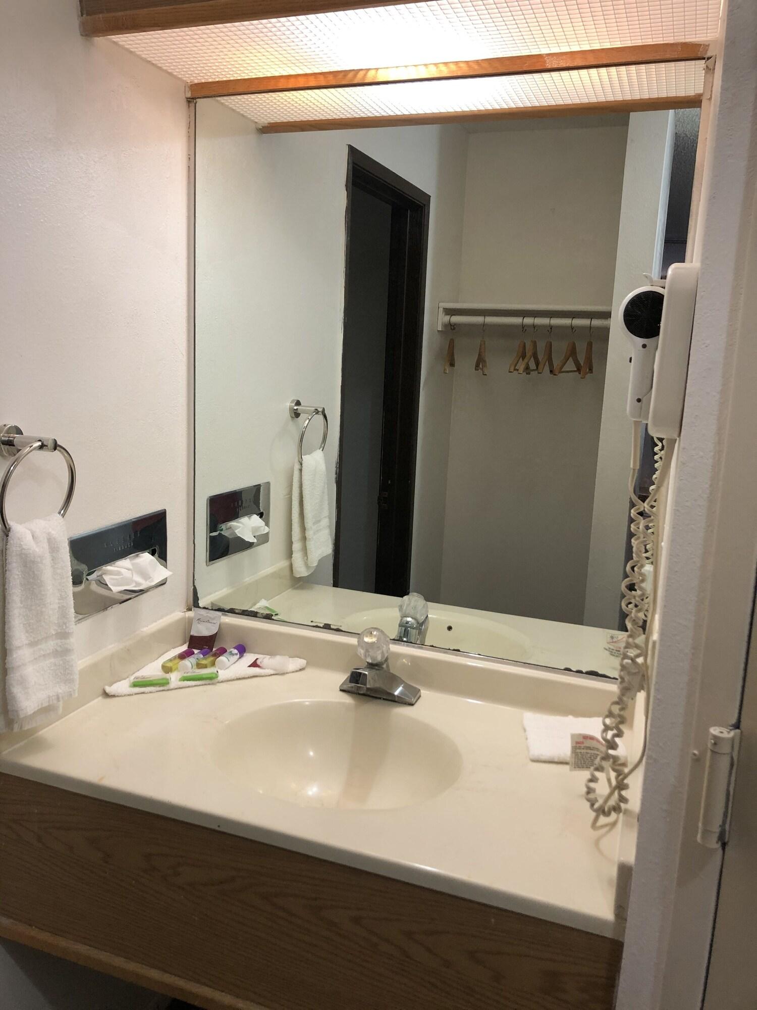 Equipamiento de Habitación Val-U Inn