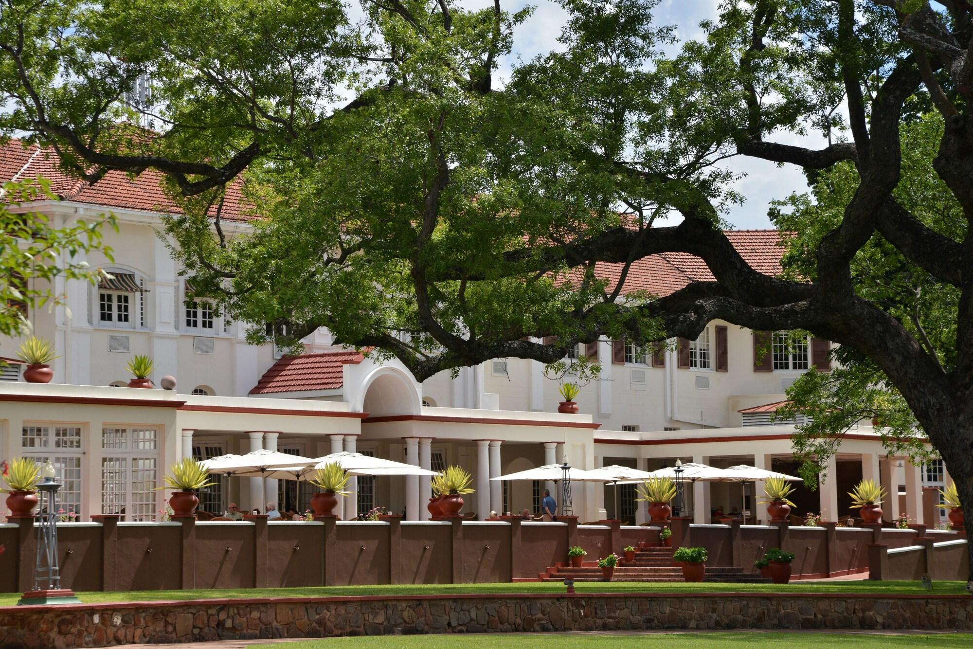 Vista Exterior The Victoria Falls Hotel