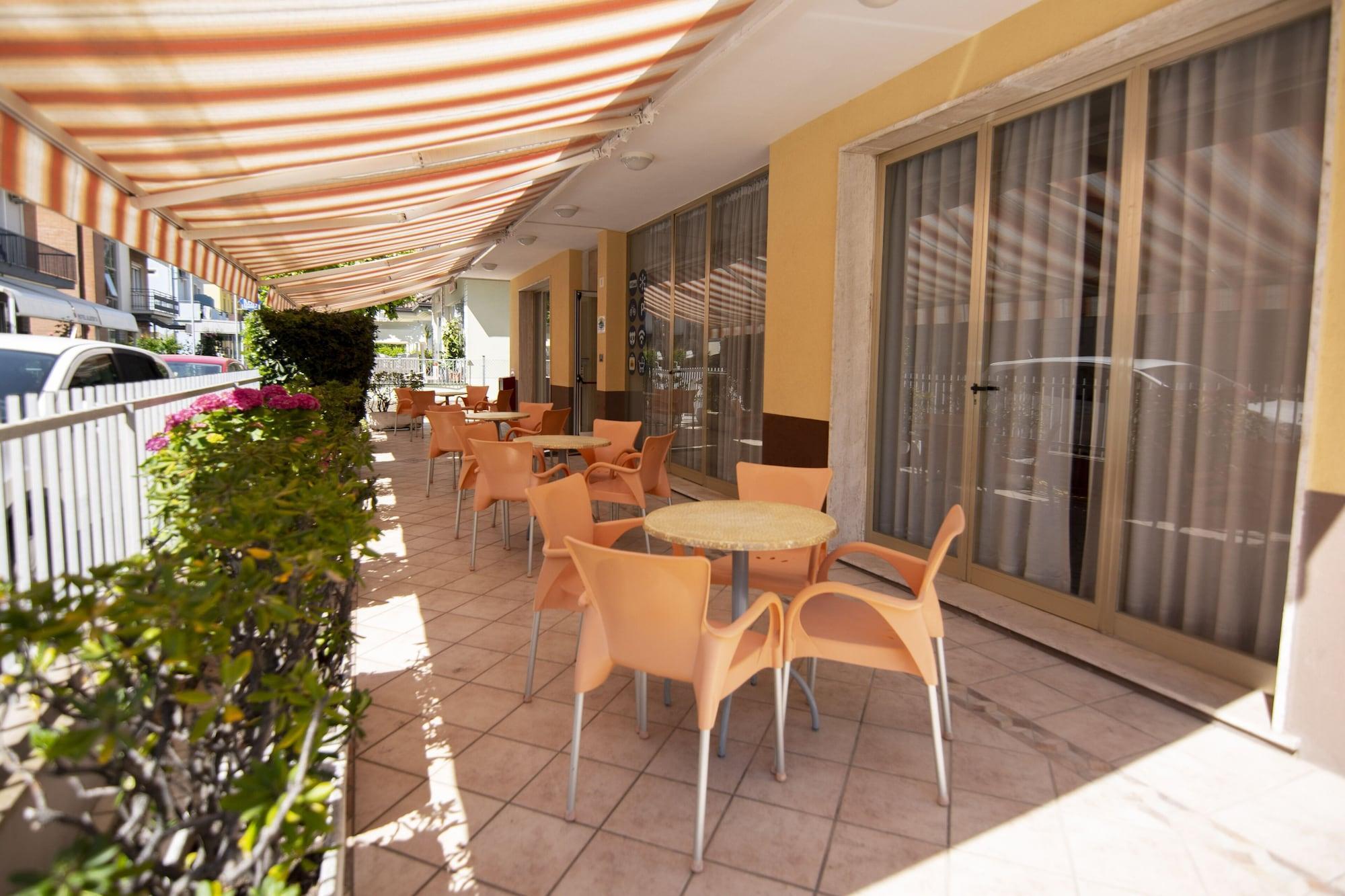 Vista Exterior Hotel Enna