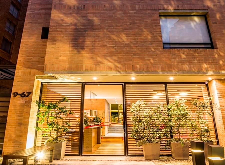 Vista Exterior Hotel 84 DC