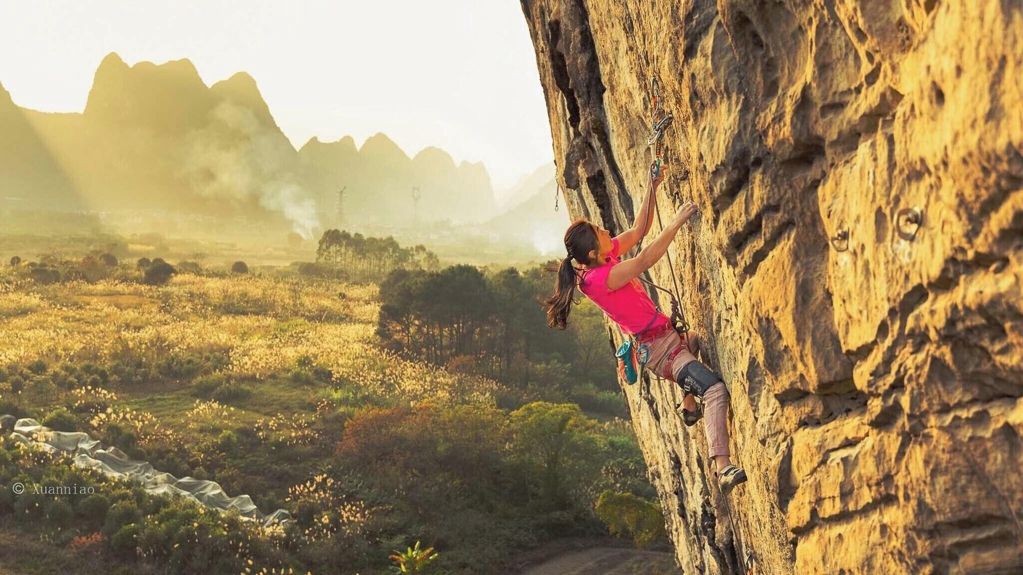 Varios Yangshuo Singingriver climbers house