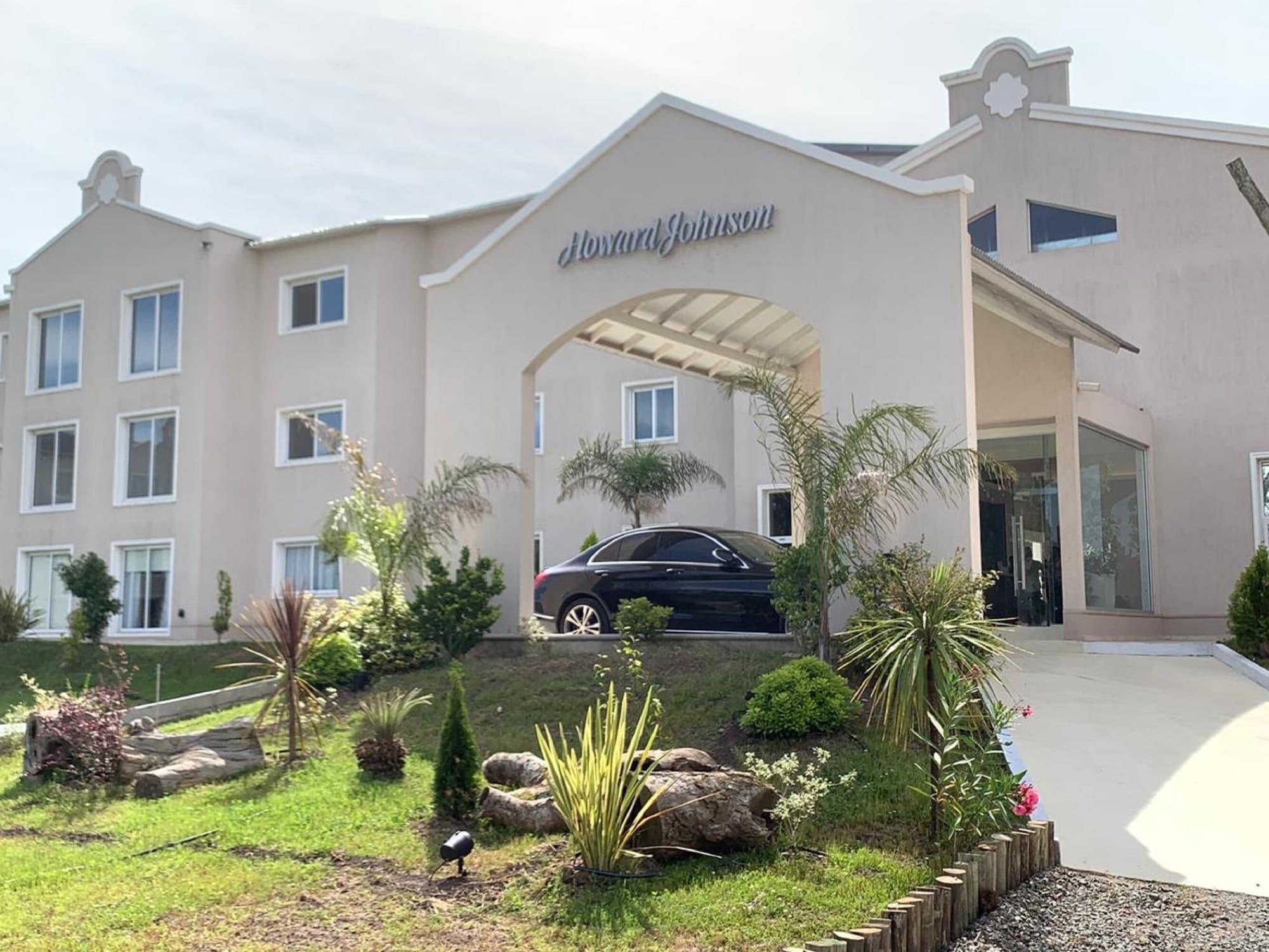 Vista Exterior Howard Johnson by Wyndham La Plata