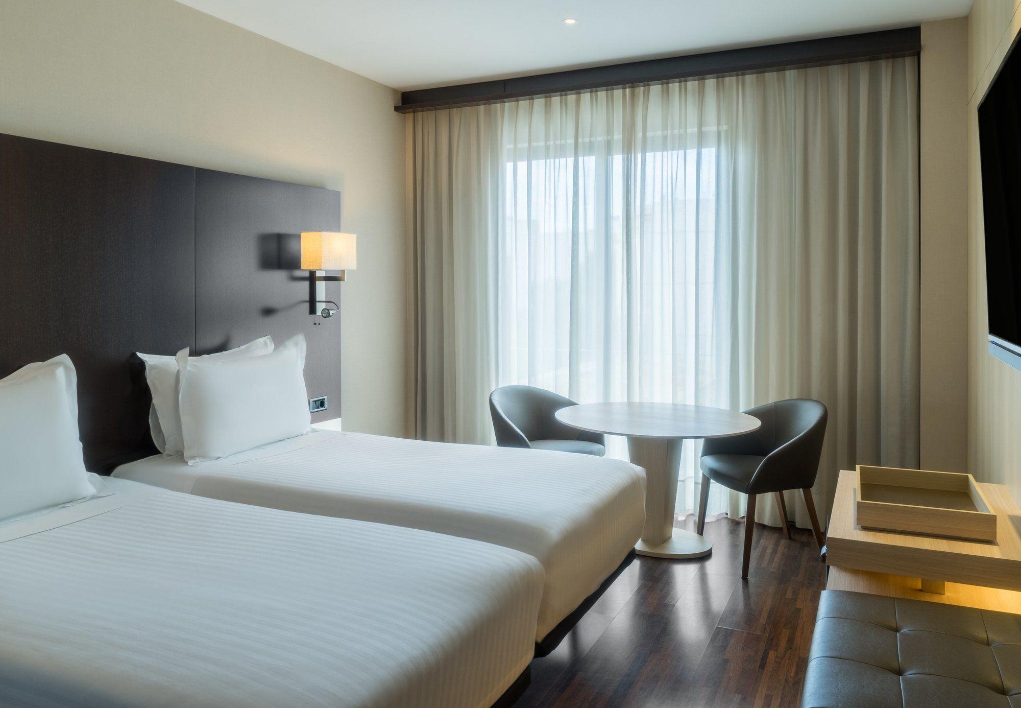 Guest room AC Hotel Ciutat de Palma by Marriott