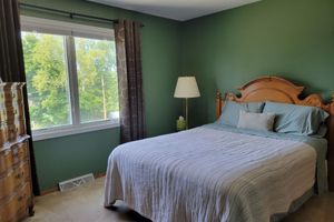 Alquiler Vacacional - Spacious home in Hancock Twp. Includes indoor sauna! Pet-friendly.