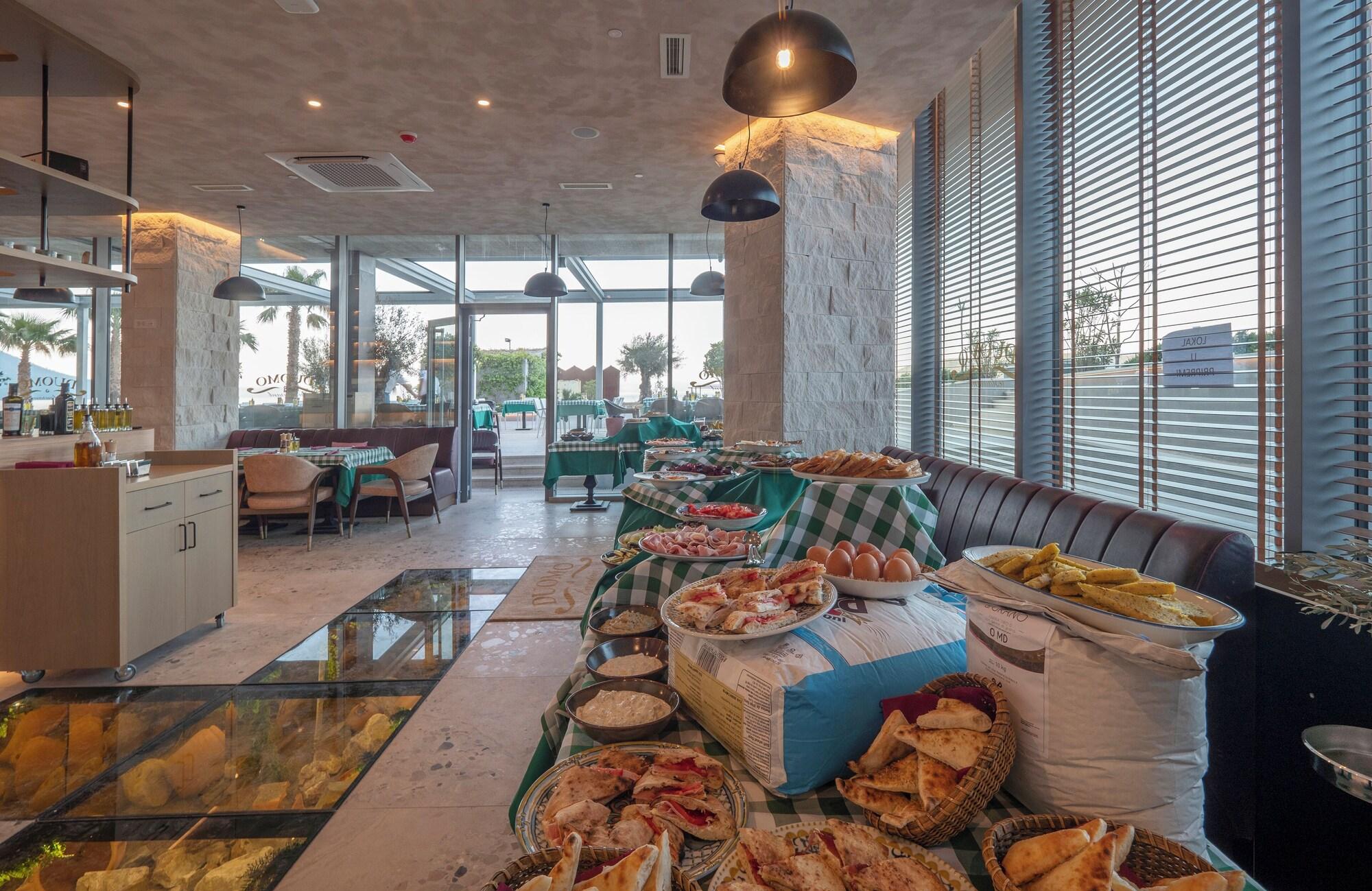 Restaurant Sea Star Budva