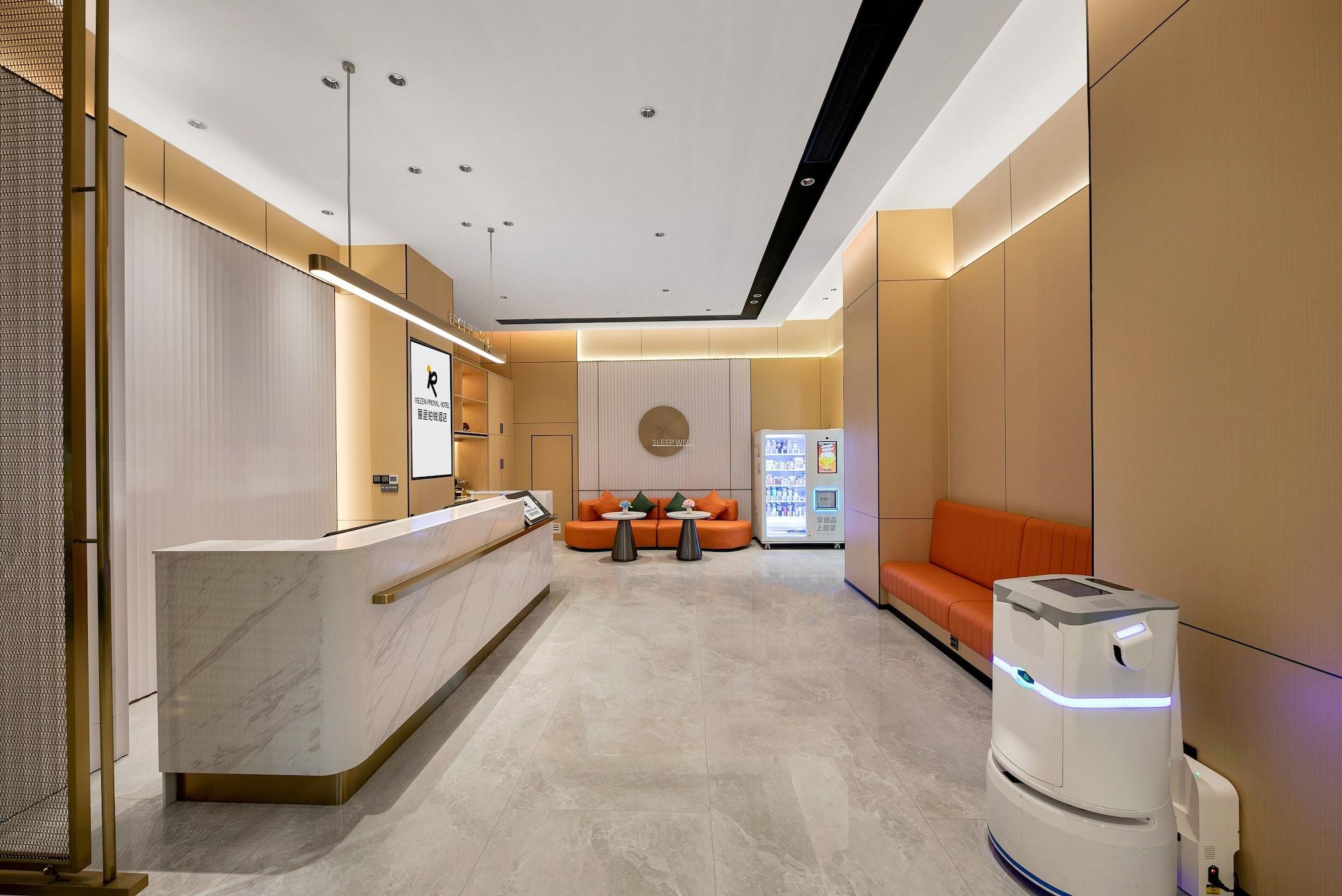Vista Lobby Rezen Proyal Hotel