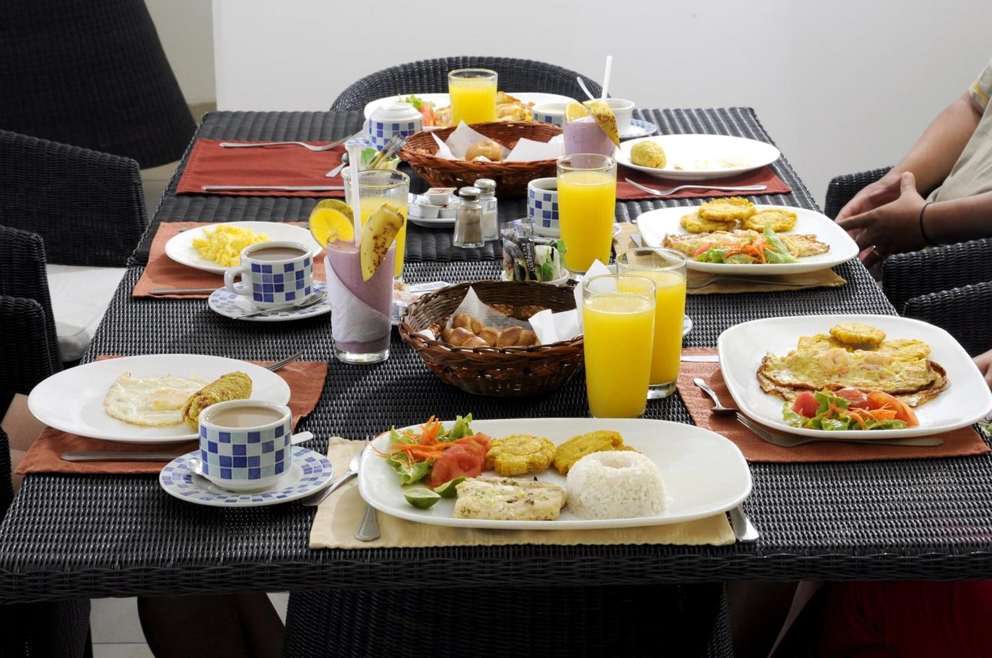 Restaurant GHL Relax Hotel Makana Resort