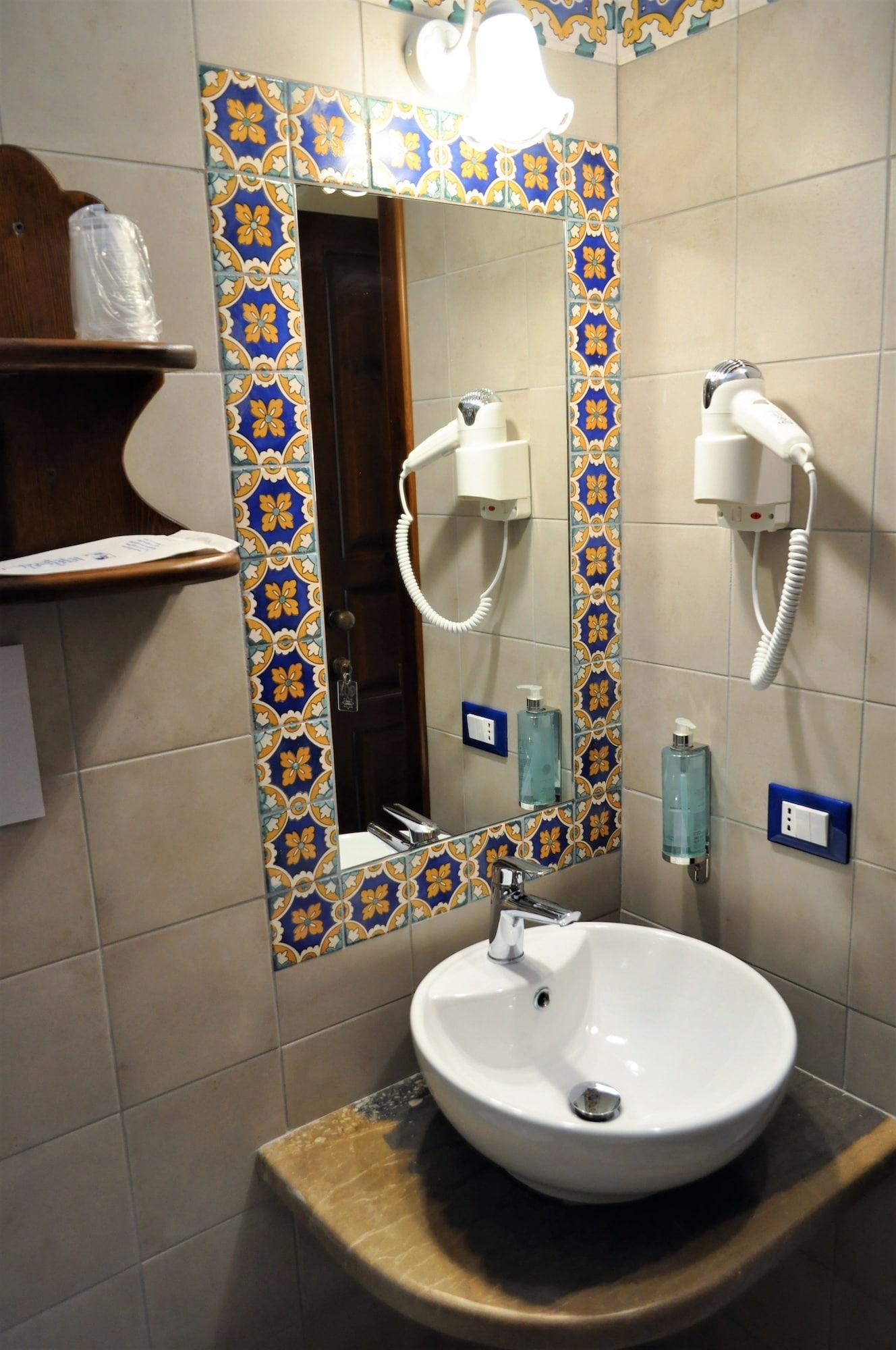 Equipamiento de Habitación Hotel Al-Taïr