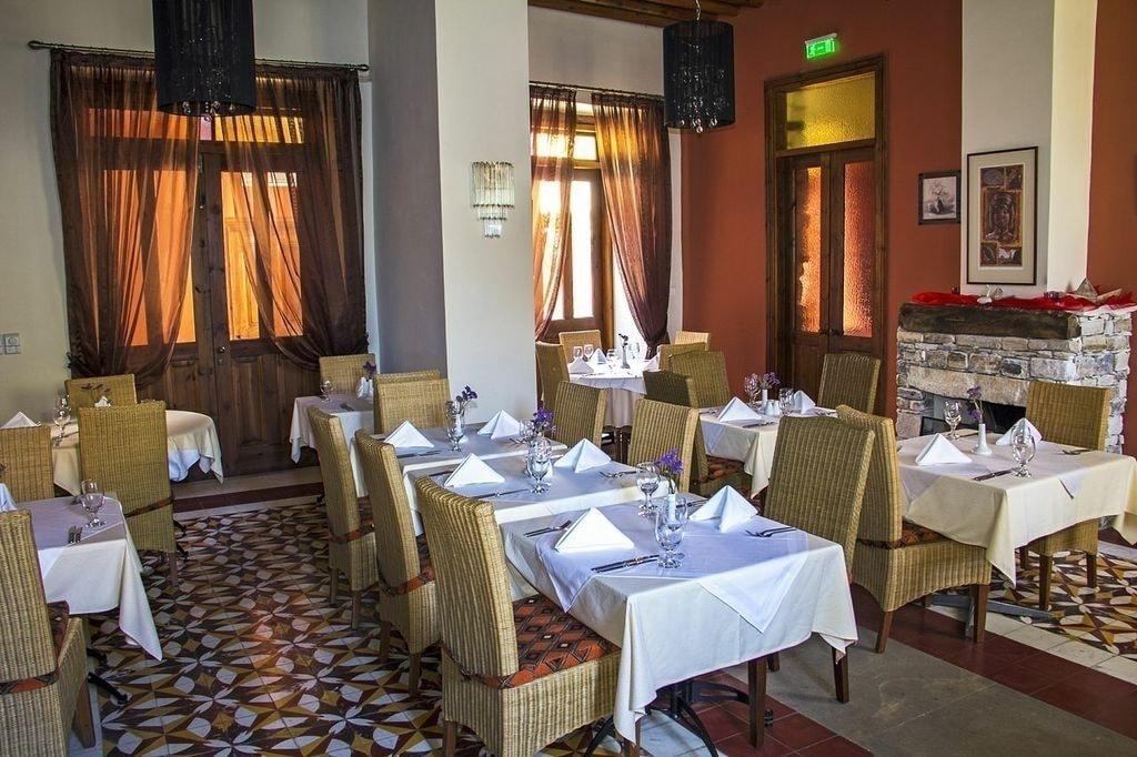 Restaurant The Library Hotel Wellness Retreat