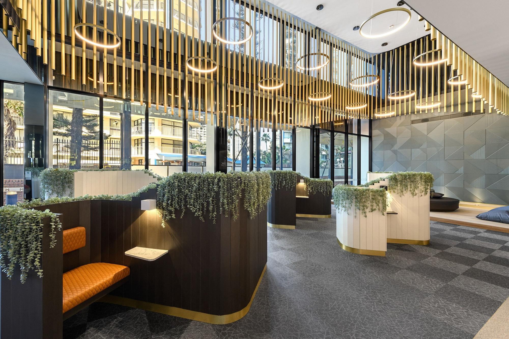 Vista Lobby Meriton Suites Surfers Paradise