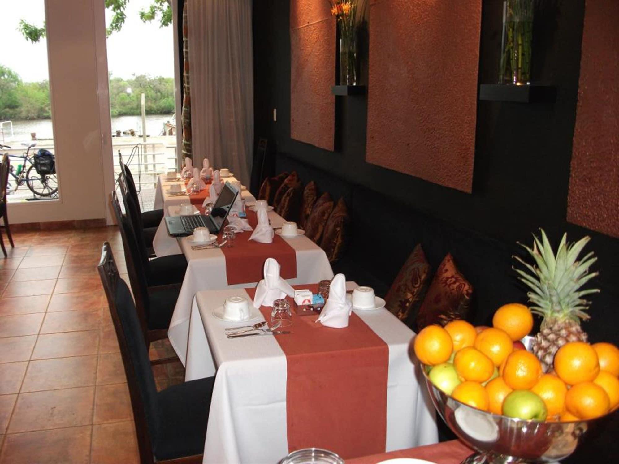 Restaurant Hotel Boutique Los Muelles