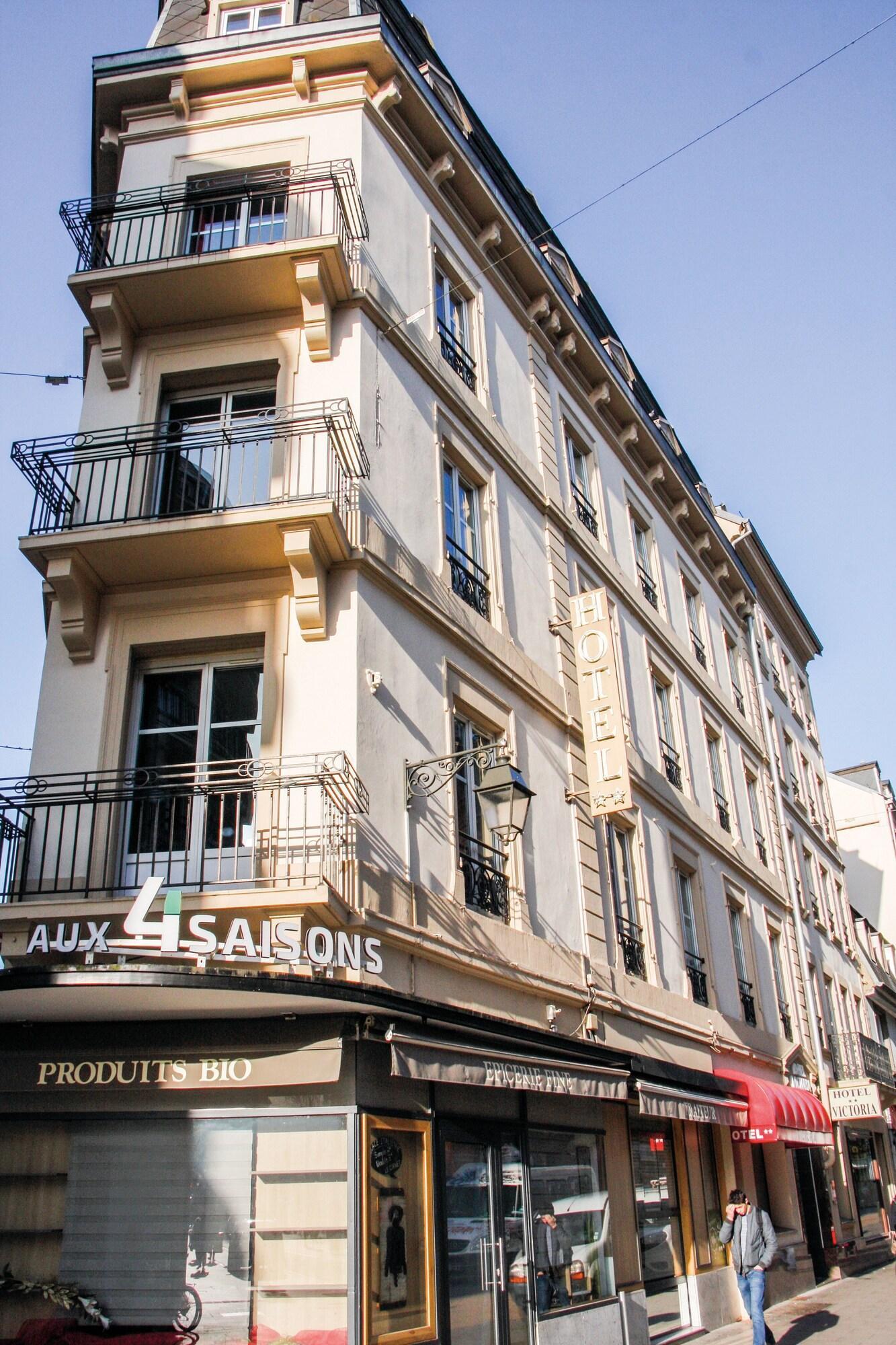 Vista Exterior Hotel Victoria