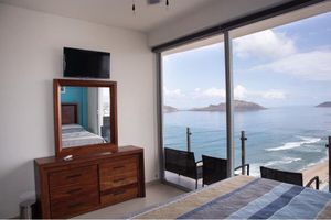 Alquiler Vacacional - Portico Condos Apartment level 20, in front of the beach in Mazatlan