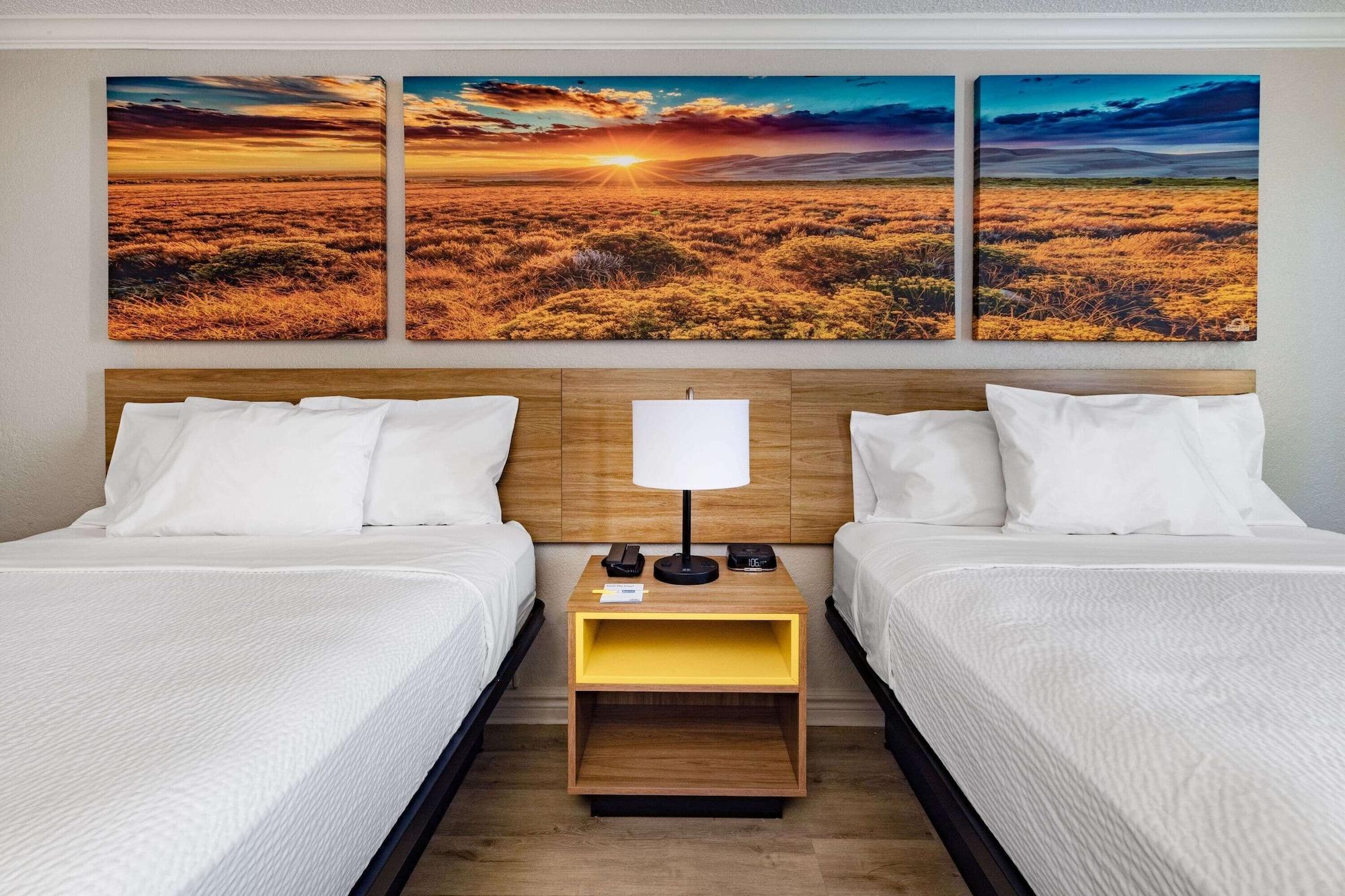 Varios Days Inn by Wyndham Del Rio