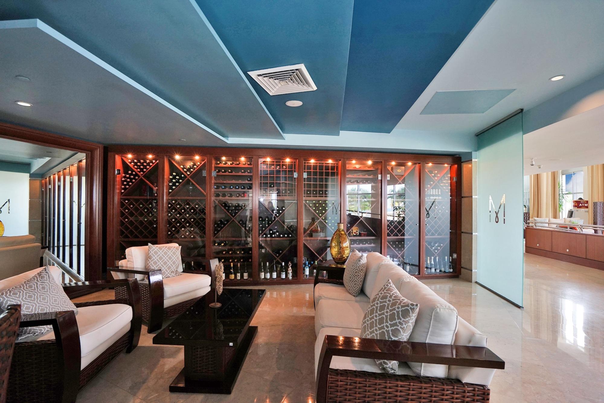 Vista Lobby Marenas Beach Resort by FMM